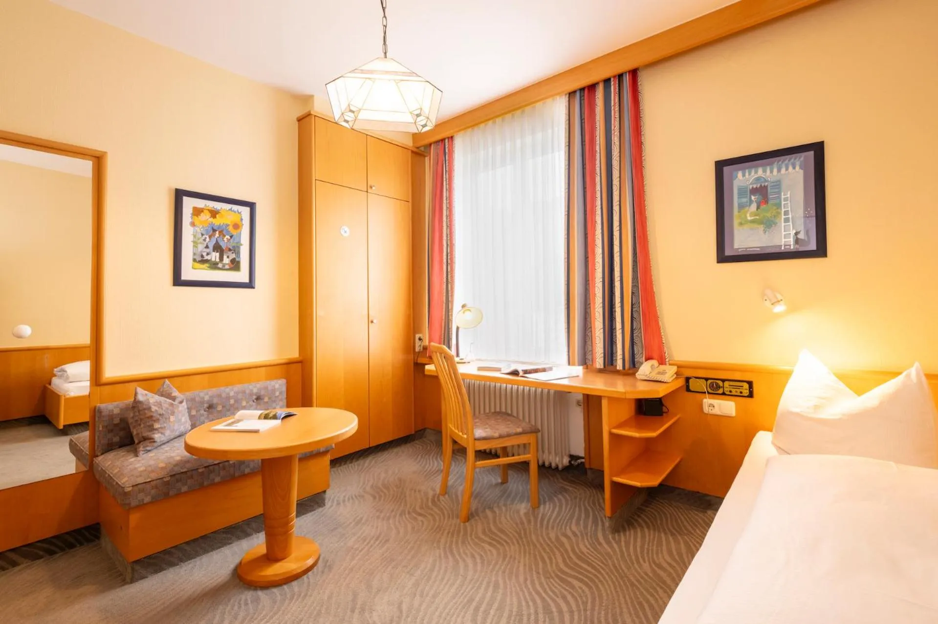 Photo of the whole room, Bed in Hotel Bergfried & Schönblick