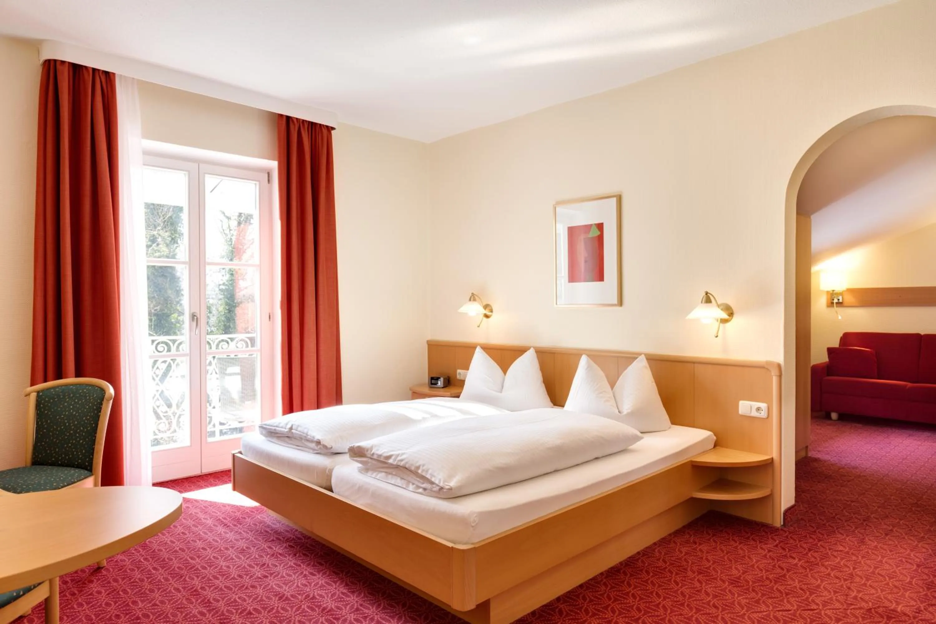 Photo of the whole room, Bed in Hotel Bergfried & Schönblick