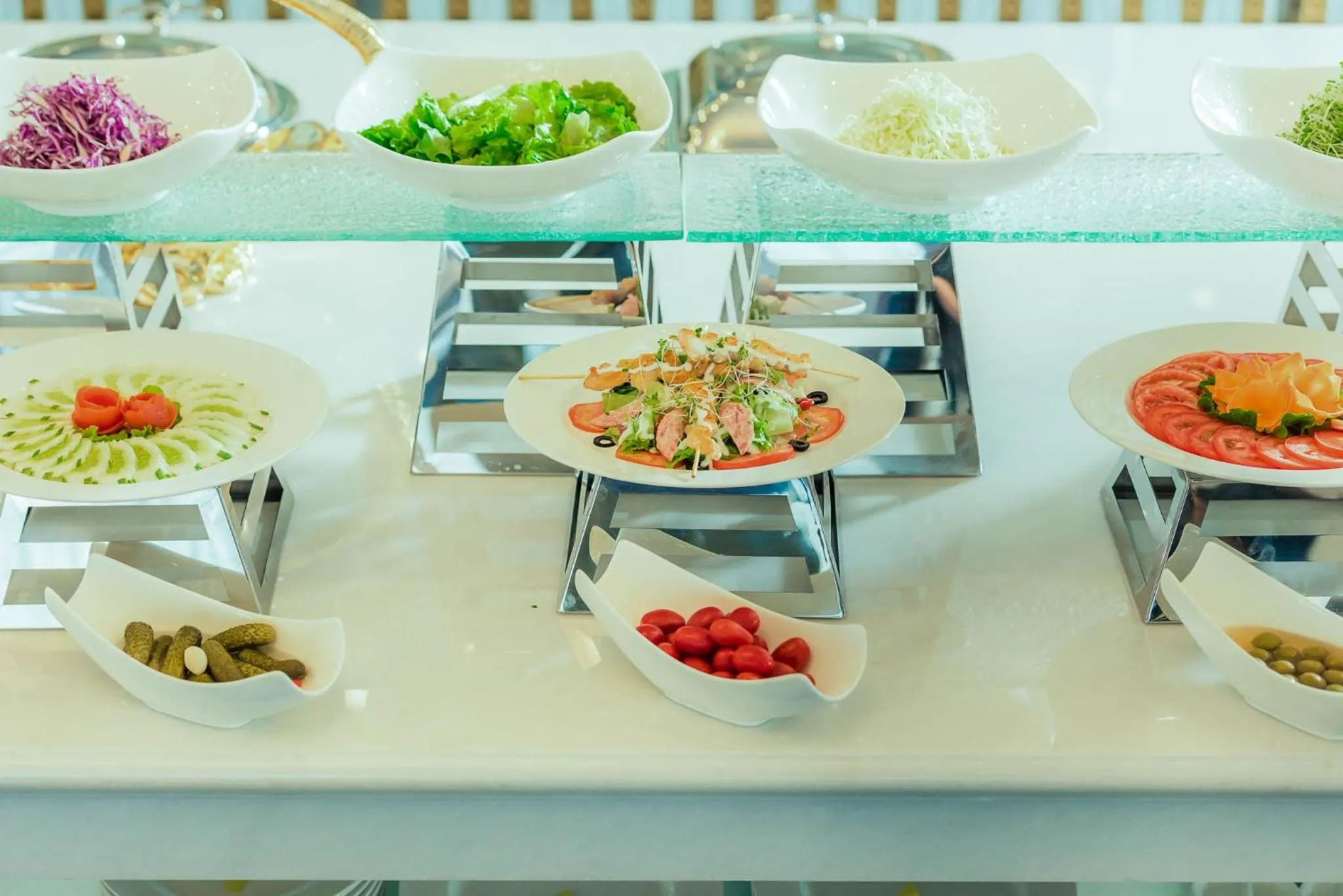 Breakfast in THE SHINE HOTEL