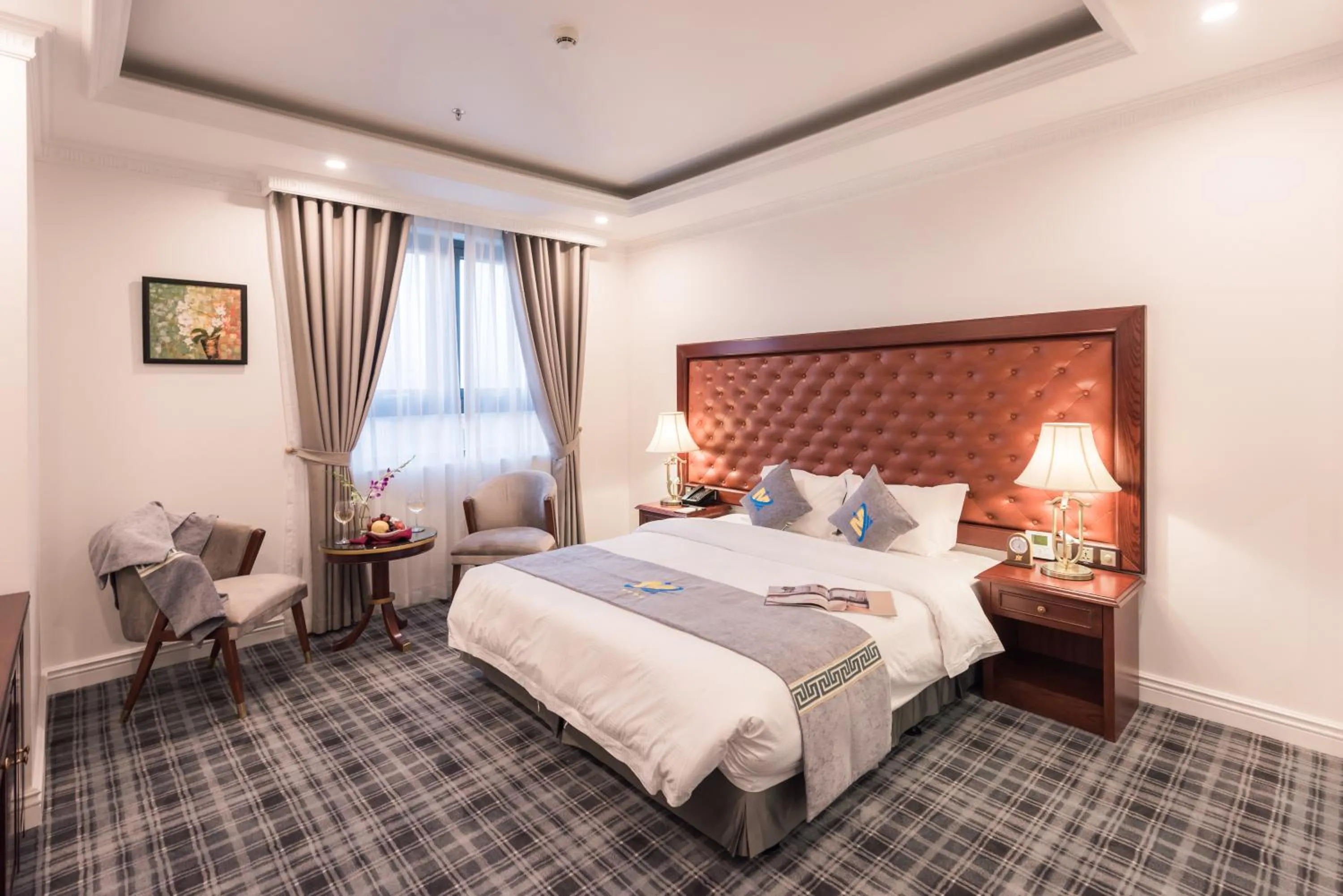 Photo of the whole room, Bed in THE SHINE HOTEL