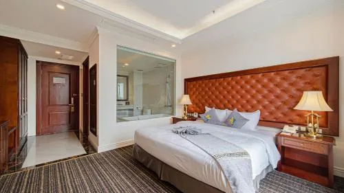Photo of the whole room, Bed in THE SHINE HOTEL