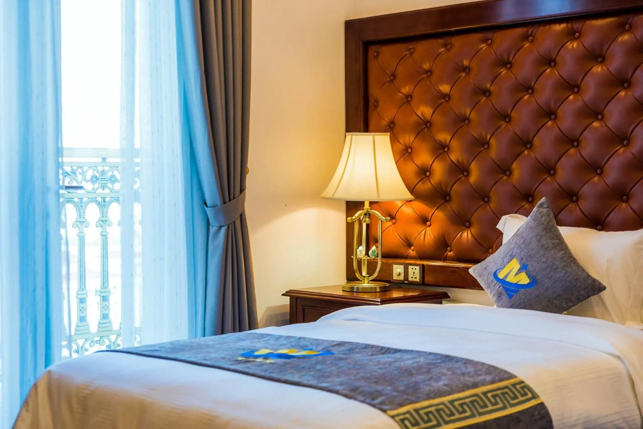 Bedroom, Bed in THE SHINE HOTEL