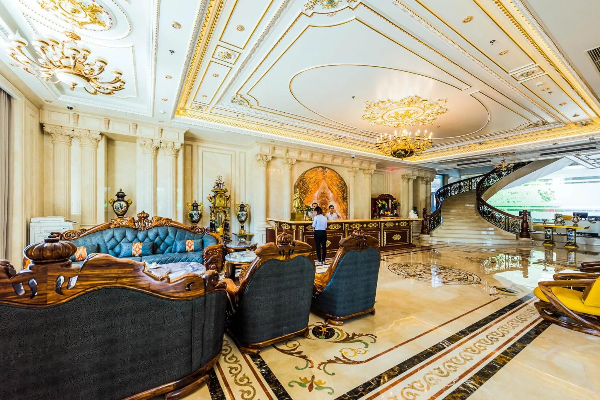 Lobby or reception in THE SHINE HOTEL