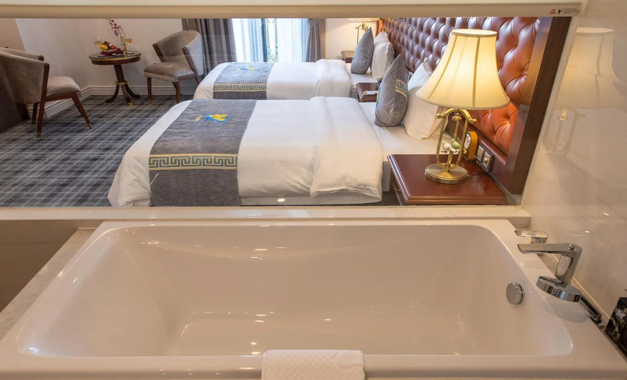 Bathroom, Bed in THE SHINE HOTEL