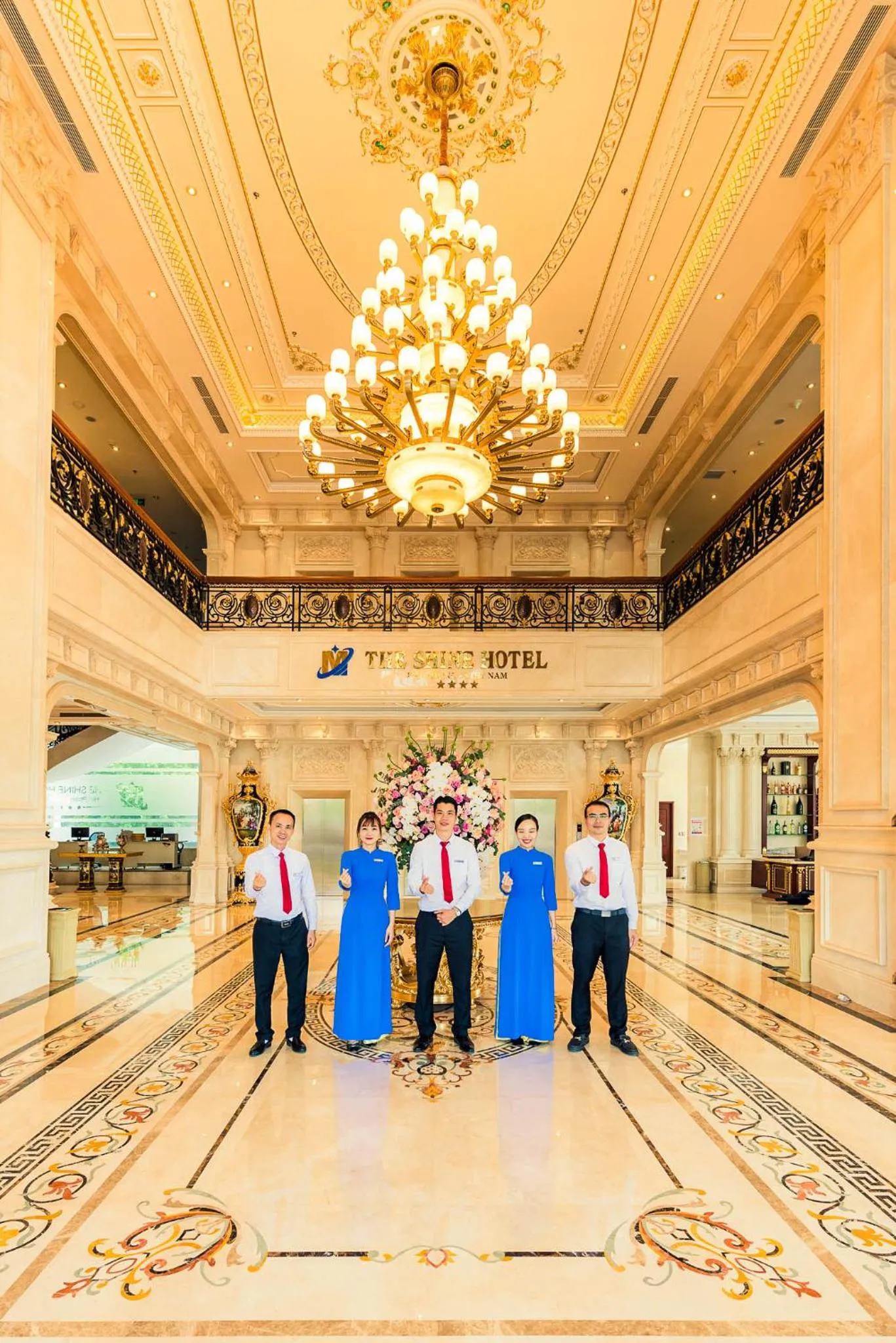 Lobby or reception in THE SHINE HOTEL