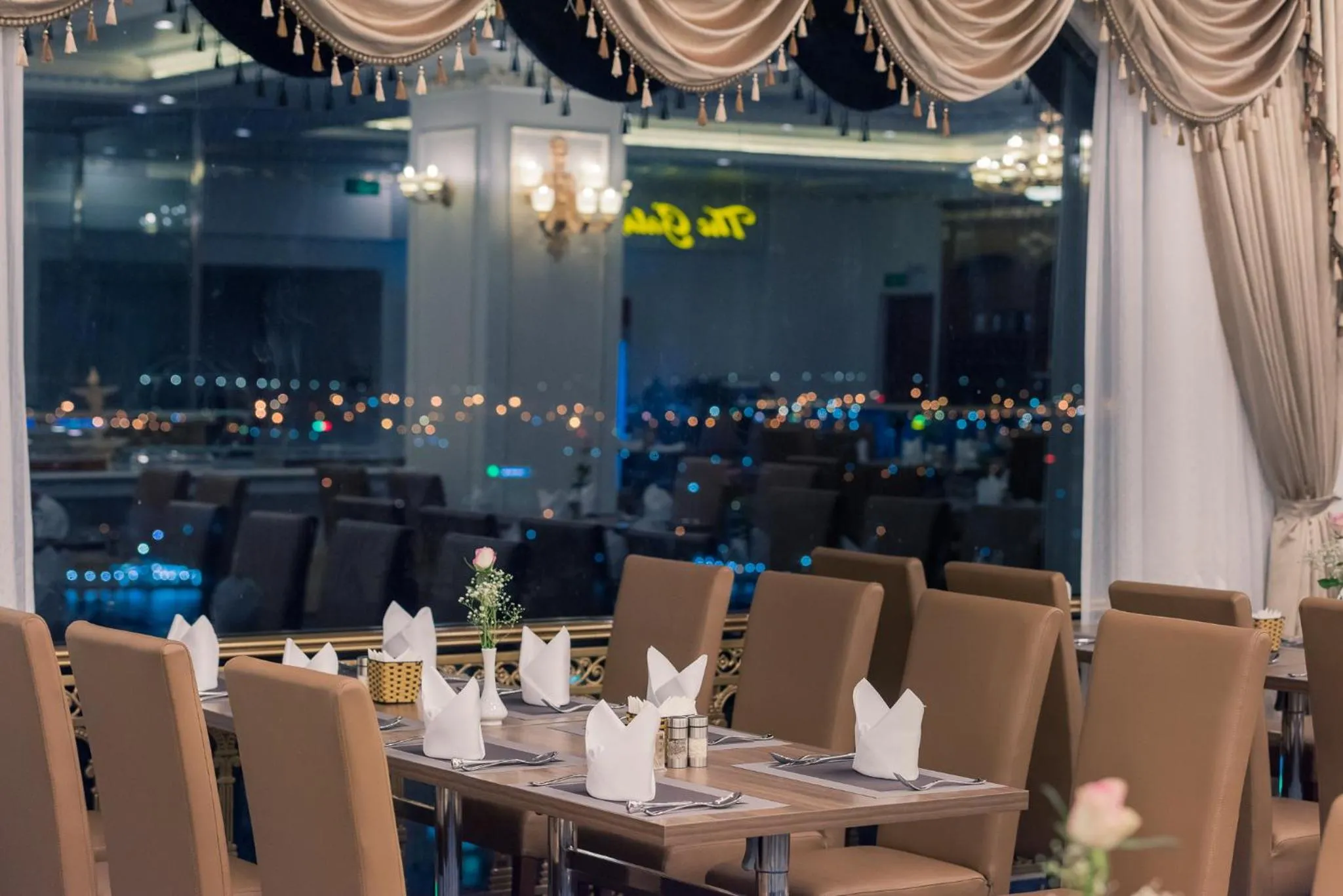 Restaurant/places to eat in THE SHINE HOTEL