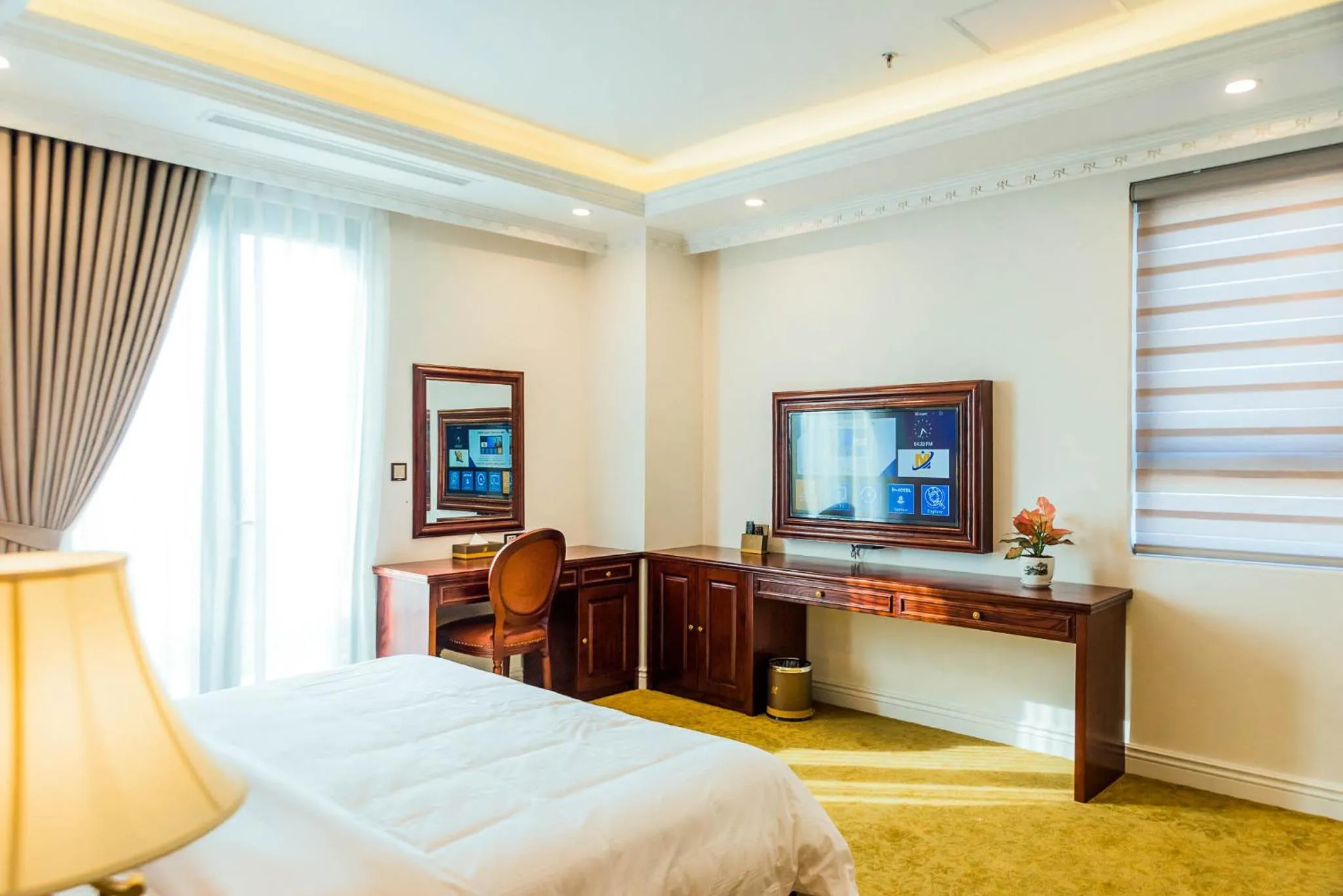 Bedroom, Bed in THE SHINE HOTEL