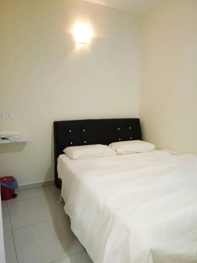 Bedroom, Bed in 28 Gred Hotel