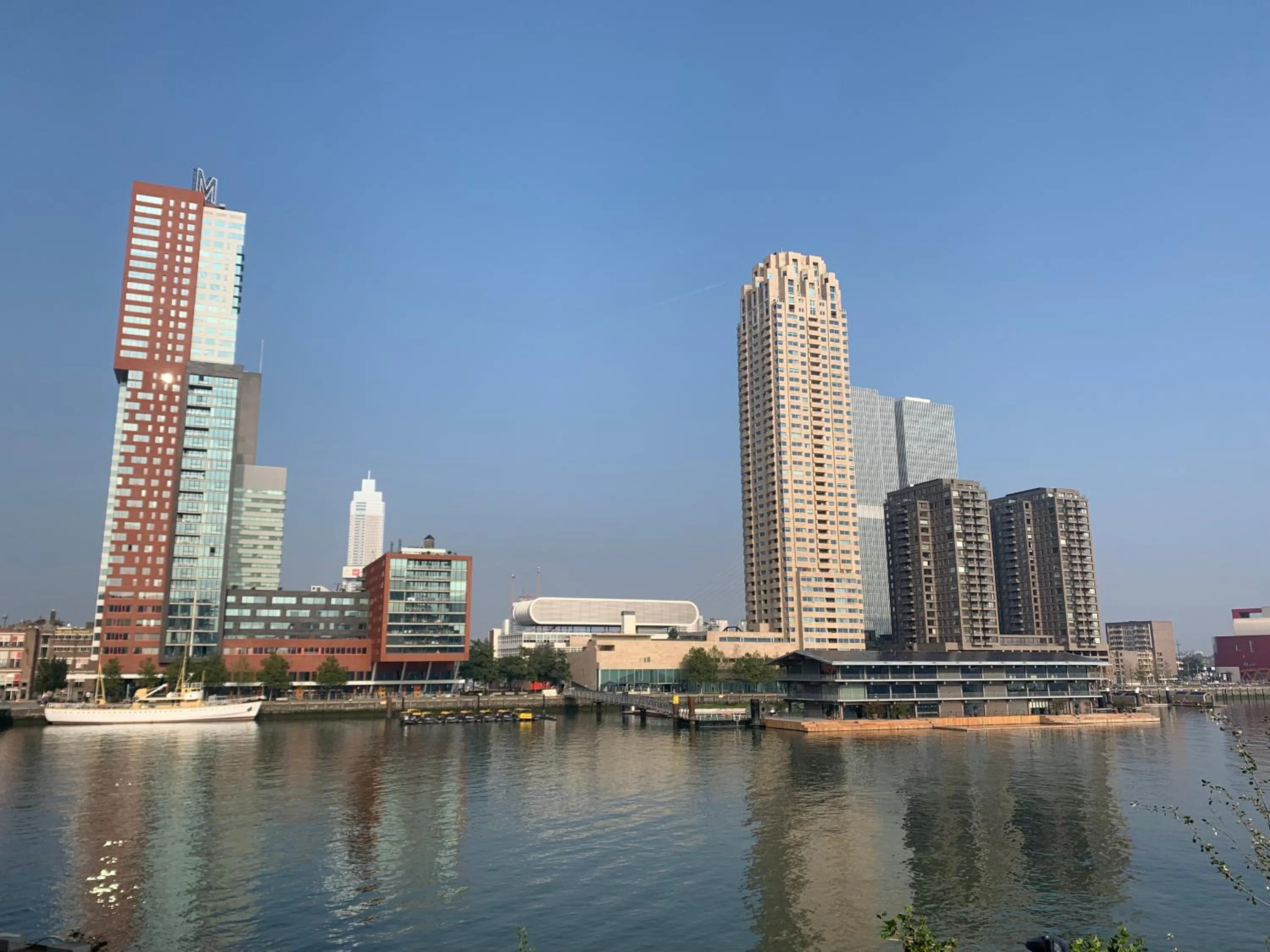 Neighbourhood in Bed, Bites & Business Hotel Rotterdam