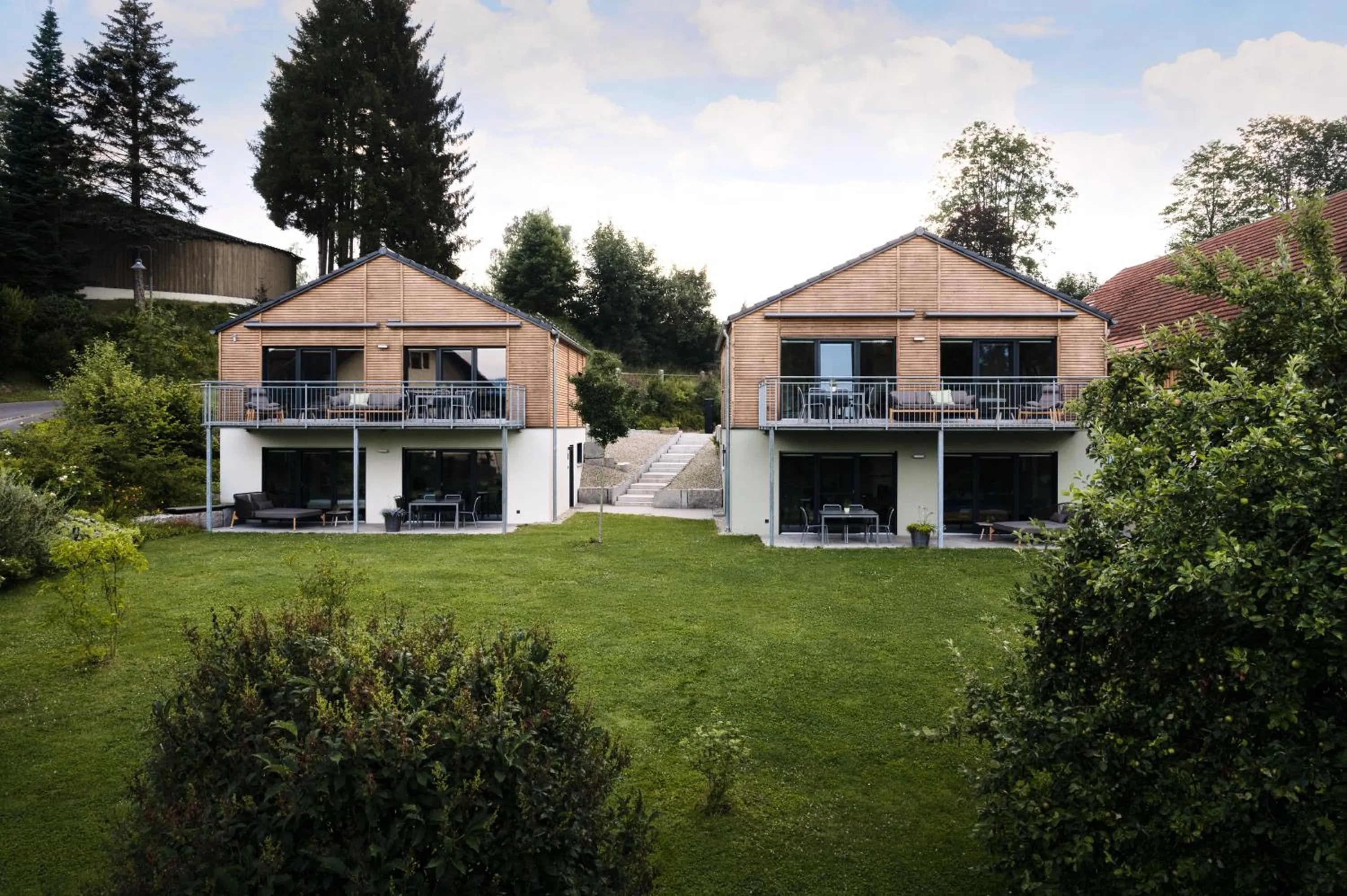Property building in BLEIBE VIER Ferienwohnungen