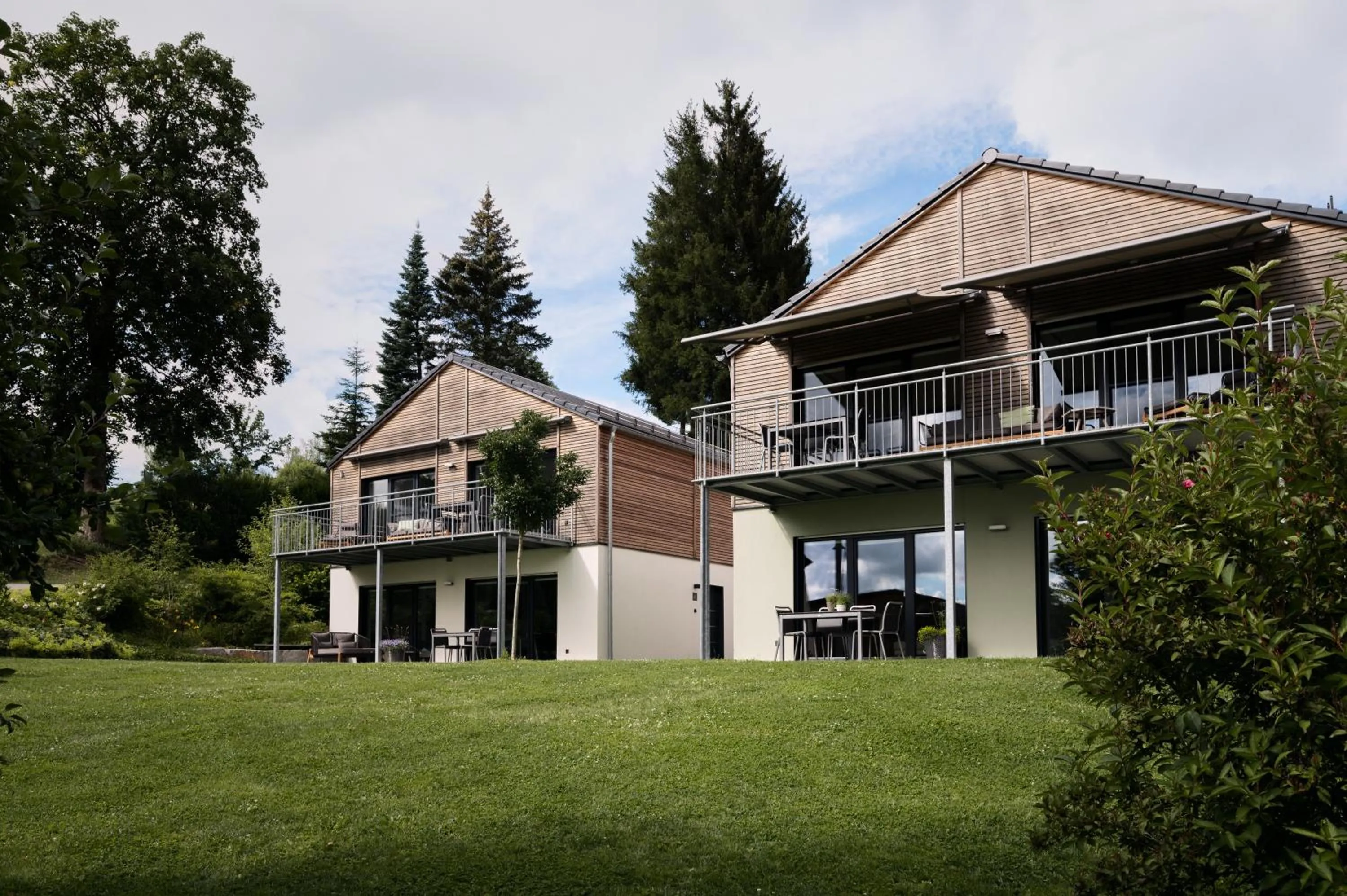 Property building in BLEIBE VIER Ferienwohnungen