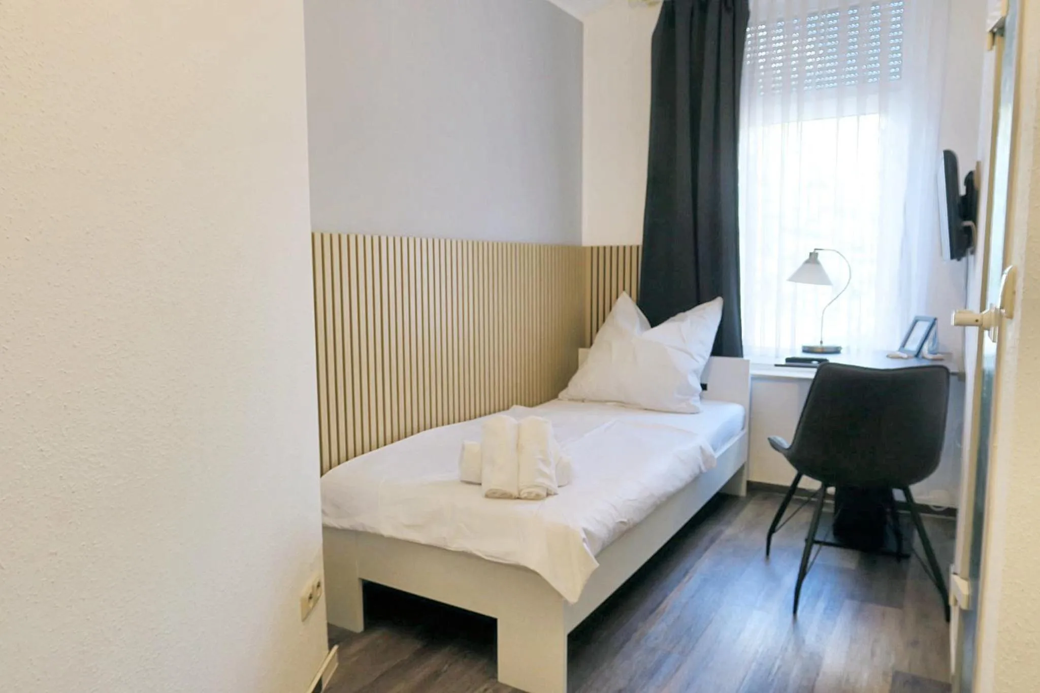 Bed in Hotel Marina