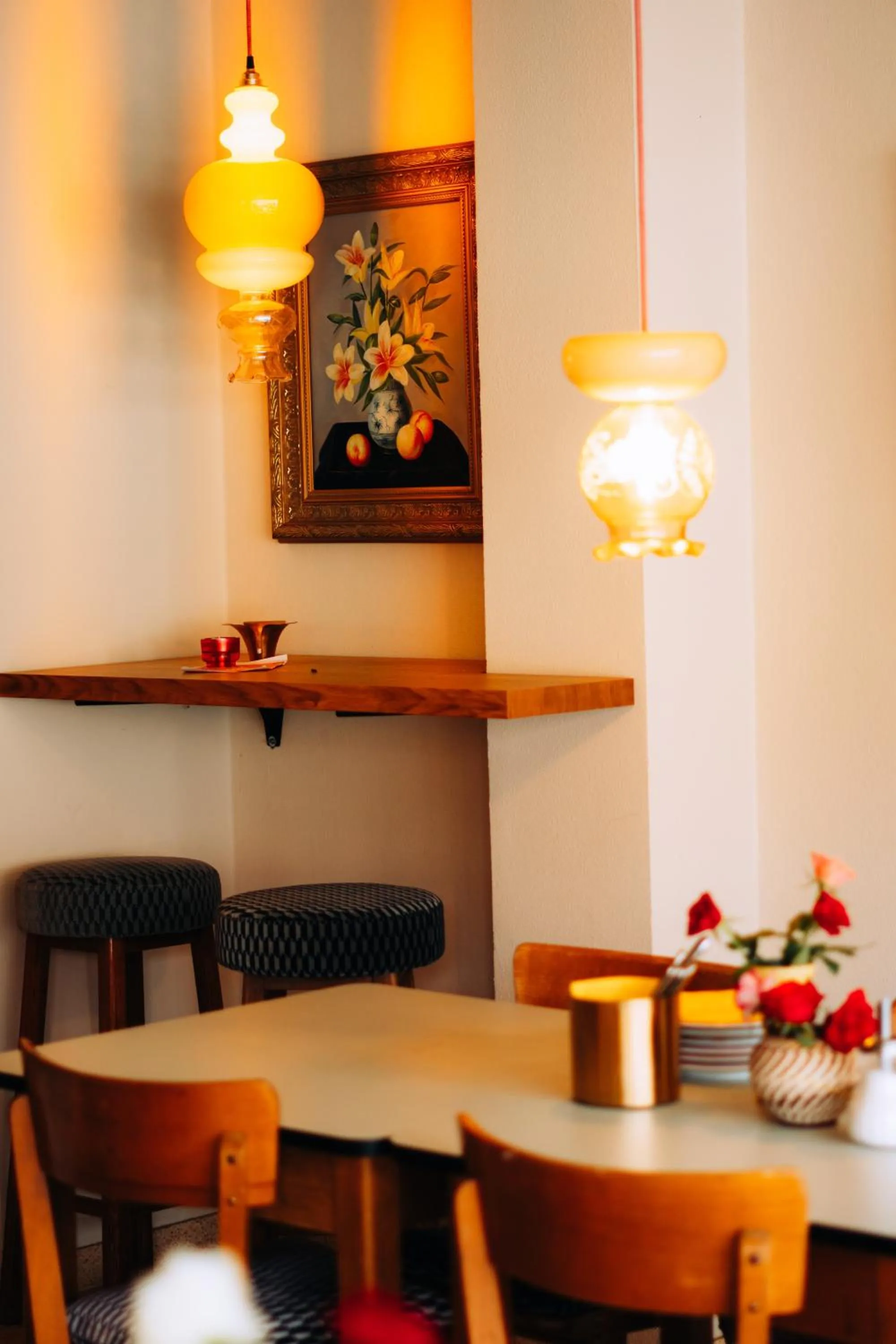 Dining area in Molo Rouge - Boutiquehotel & Café