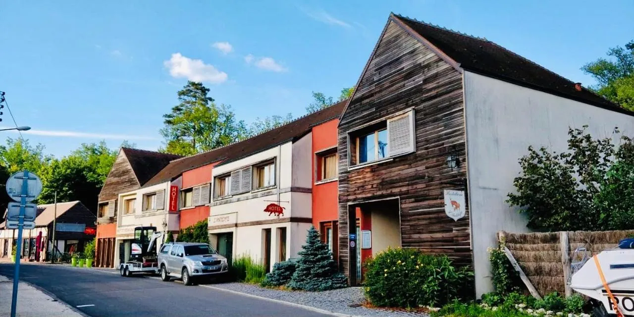 Facade/entrance in L’antilope