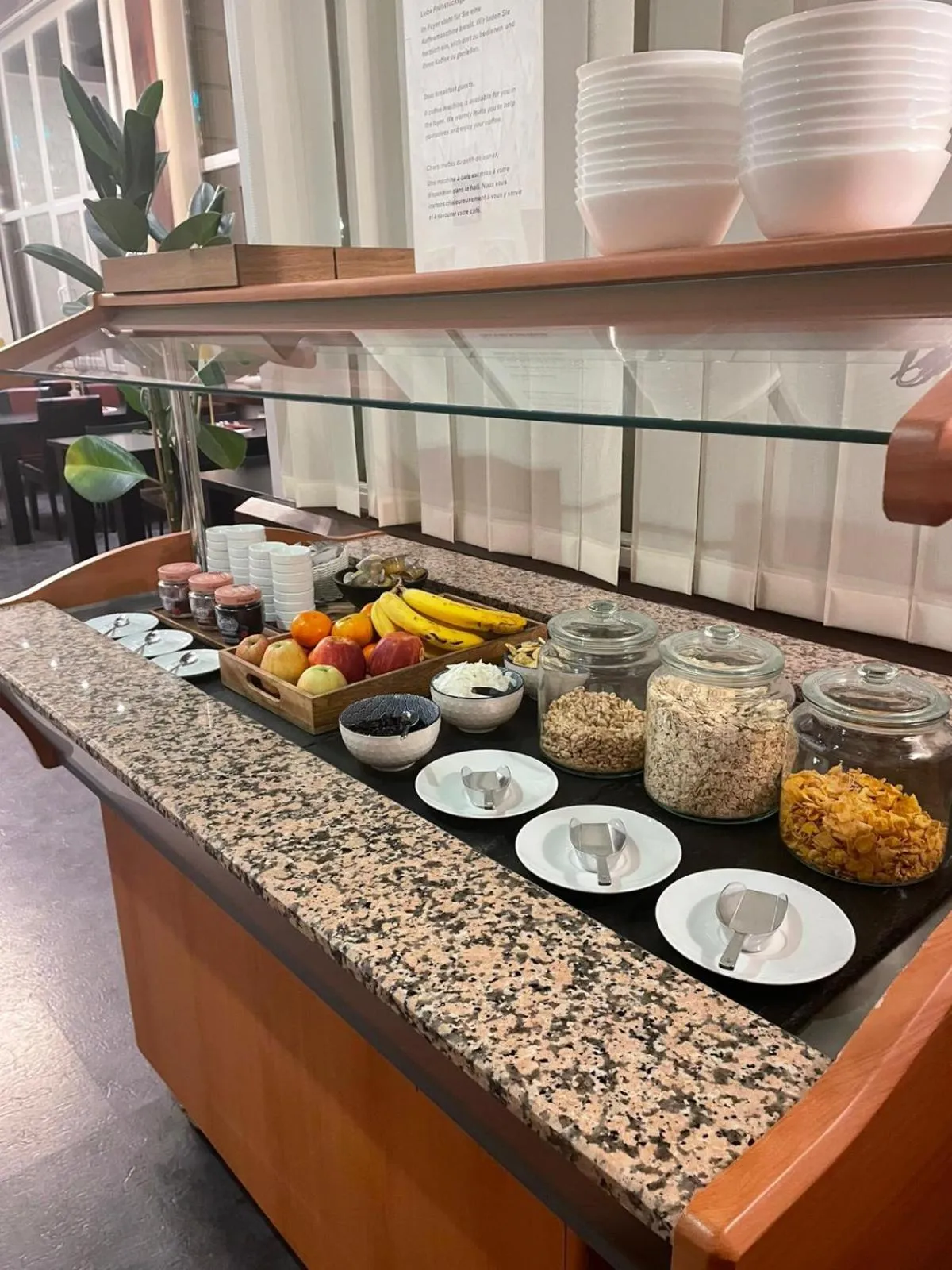 Breakfast in City Hotel