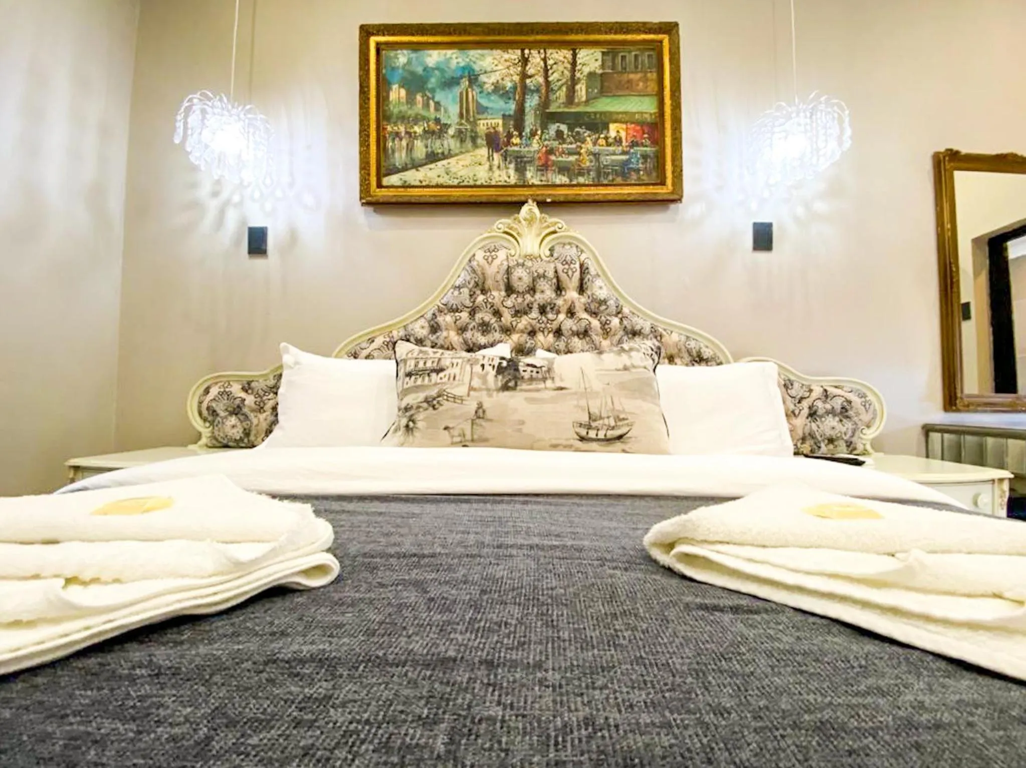 Bed in Le Grant Guesthhouse