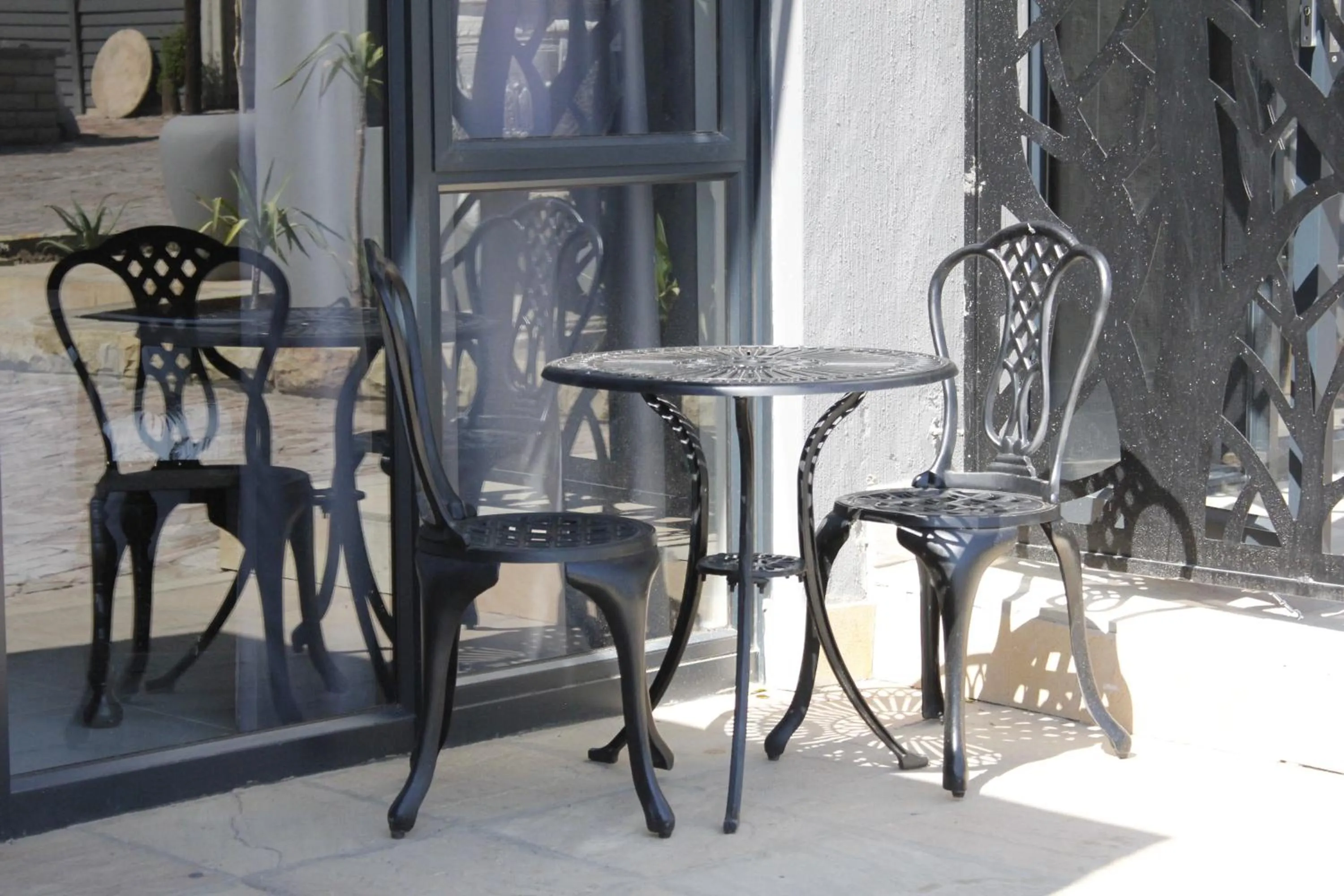 Patio in Le Grant Guesthhouse