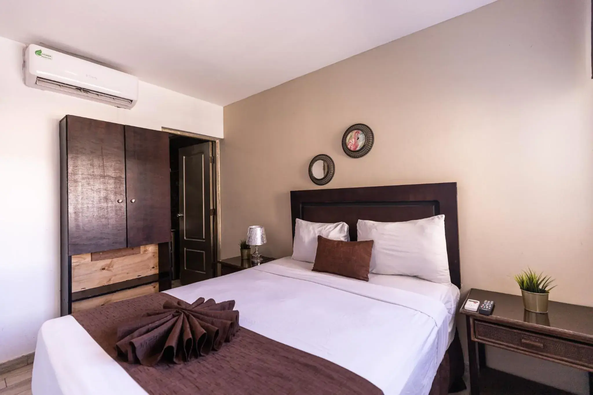 Double Room with Pool View - single occupancy in Hotel Las Rosas de Punta Cana Double Room with Pool View - single occupancy in Hotel Las Rosas de Punta Cana