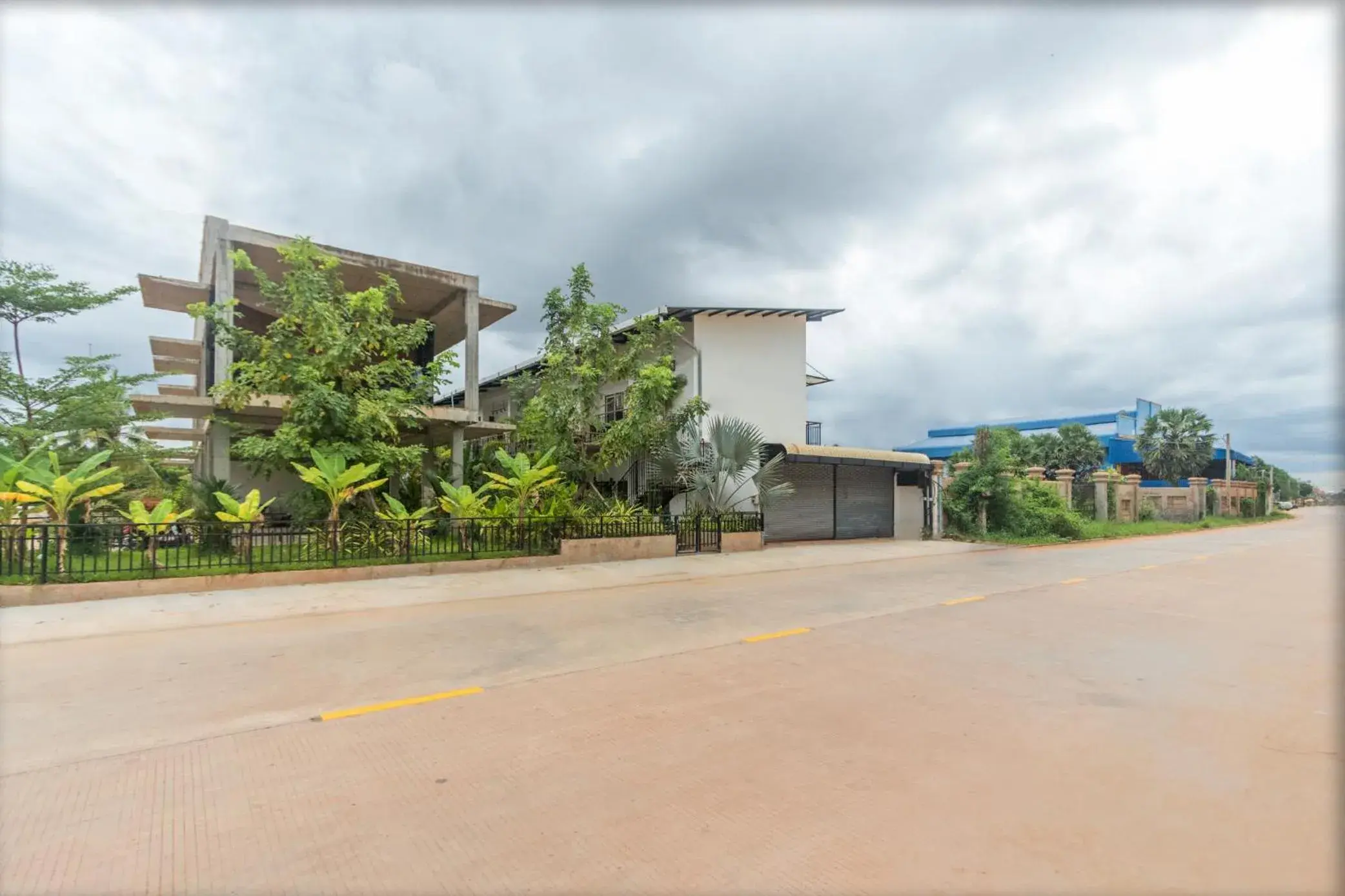 Property building in Phan NaTa Apartment Property building in Phan NaTa Apartment