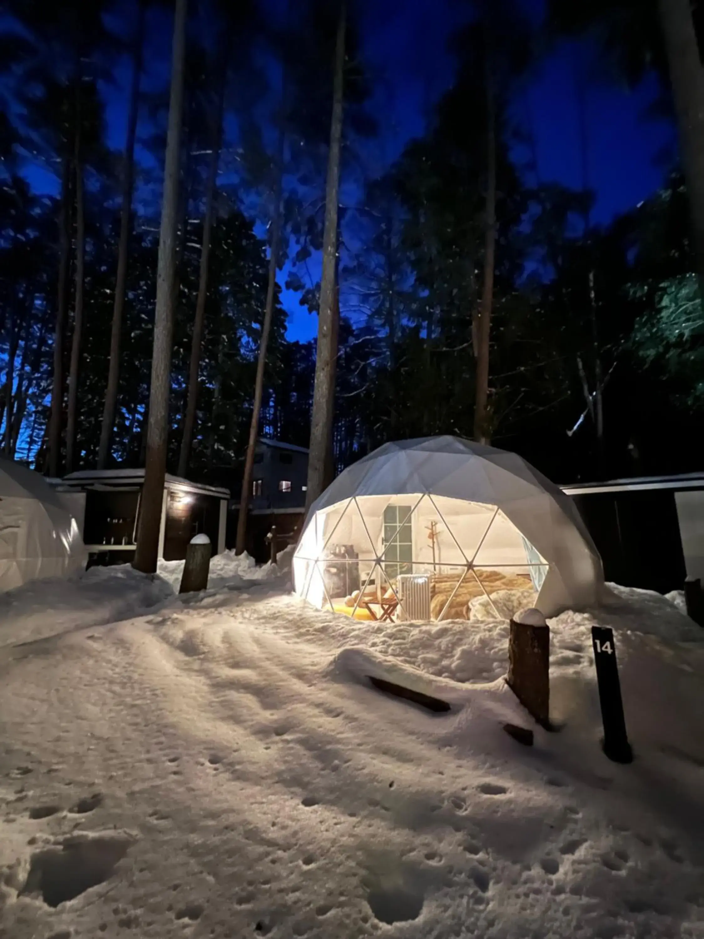 Property building in HANZ OUTDOOR RESORT -formerly GLAMPING VILLA HANZ KAWAGUCHIKO Property building in HANZ OUTDOOR RESORT -formerly GLAMPING VILLA HANZ KAWAGUCHIKO