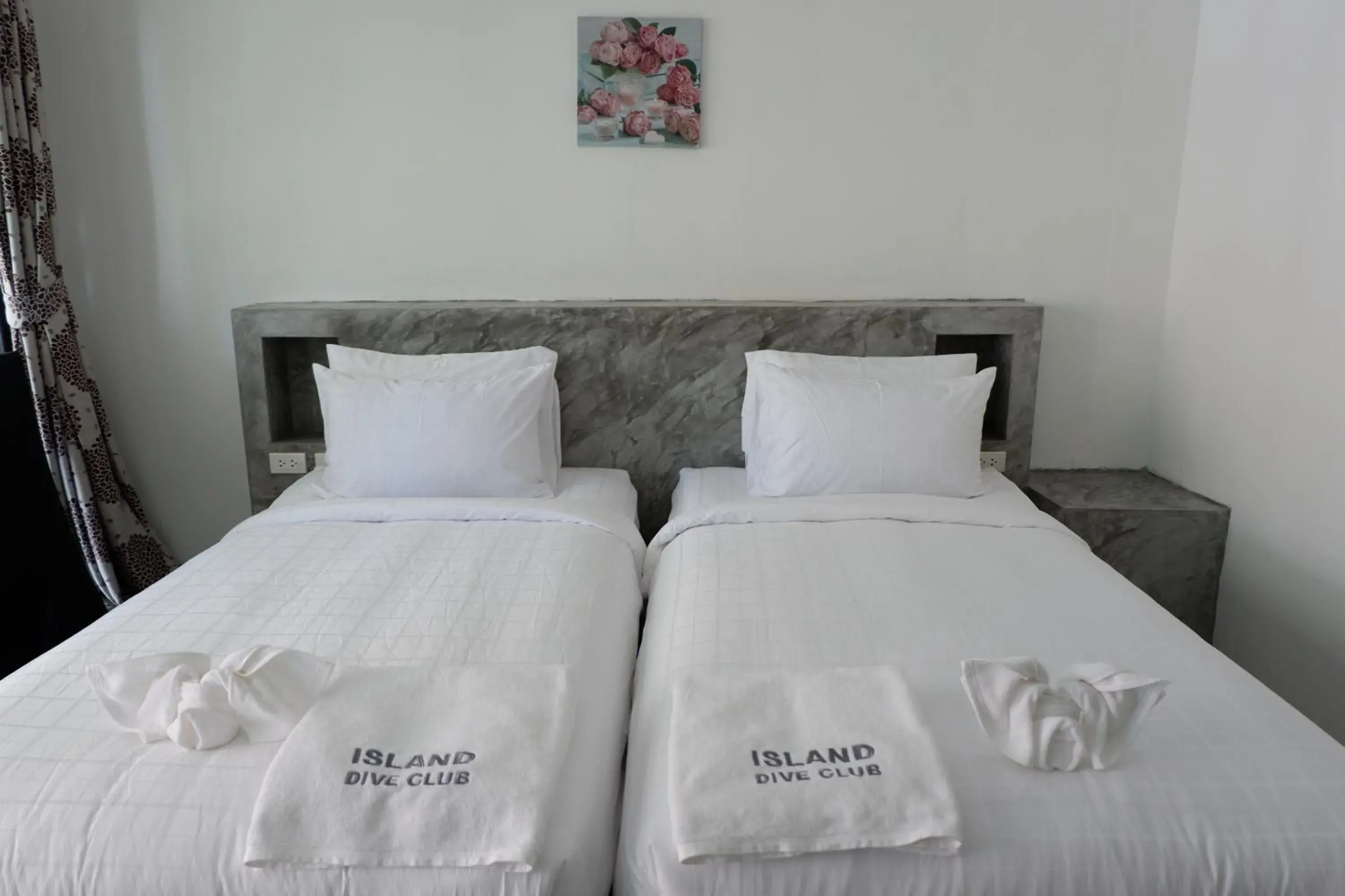 Deluxe Twin Room in Island Dive Club Deluxe Twin Room in Island Dive Club