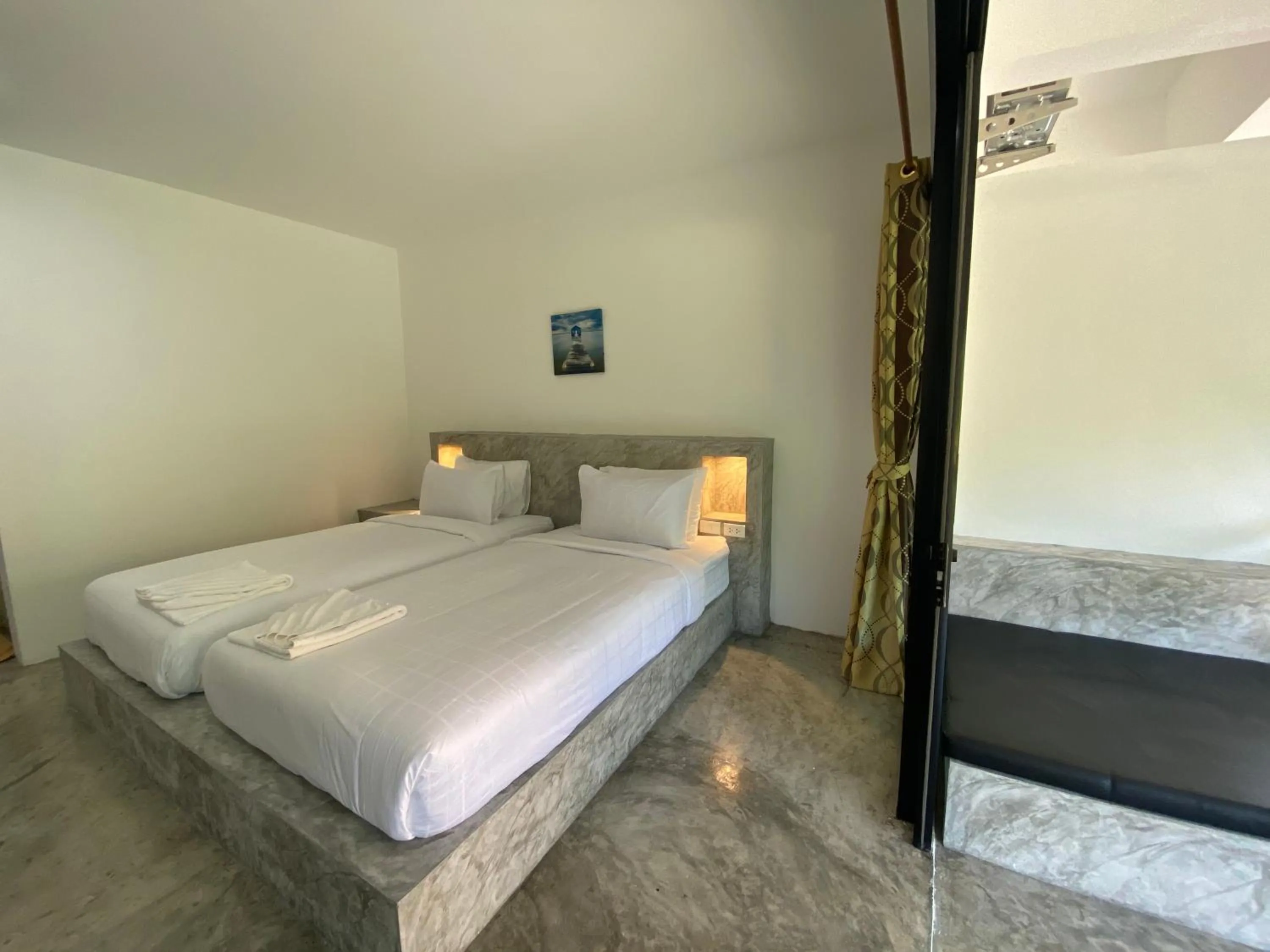 Bed in Island Dive Club