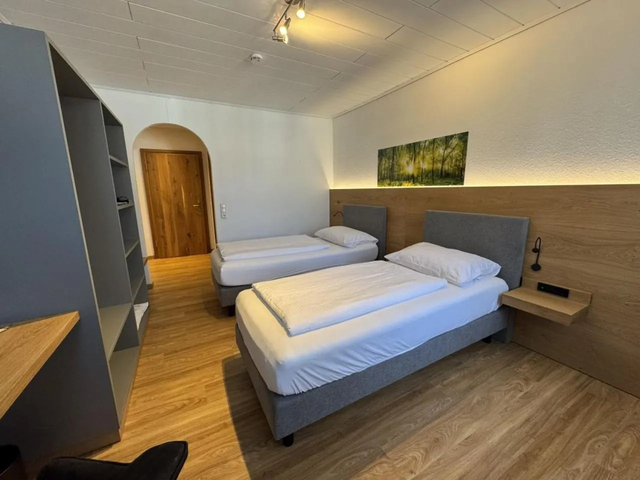 Photo of the whole room, Bed in Landhotel Schlappinger-Hof