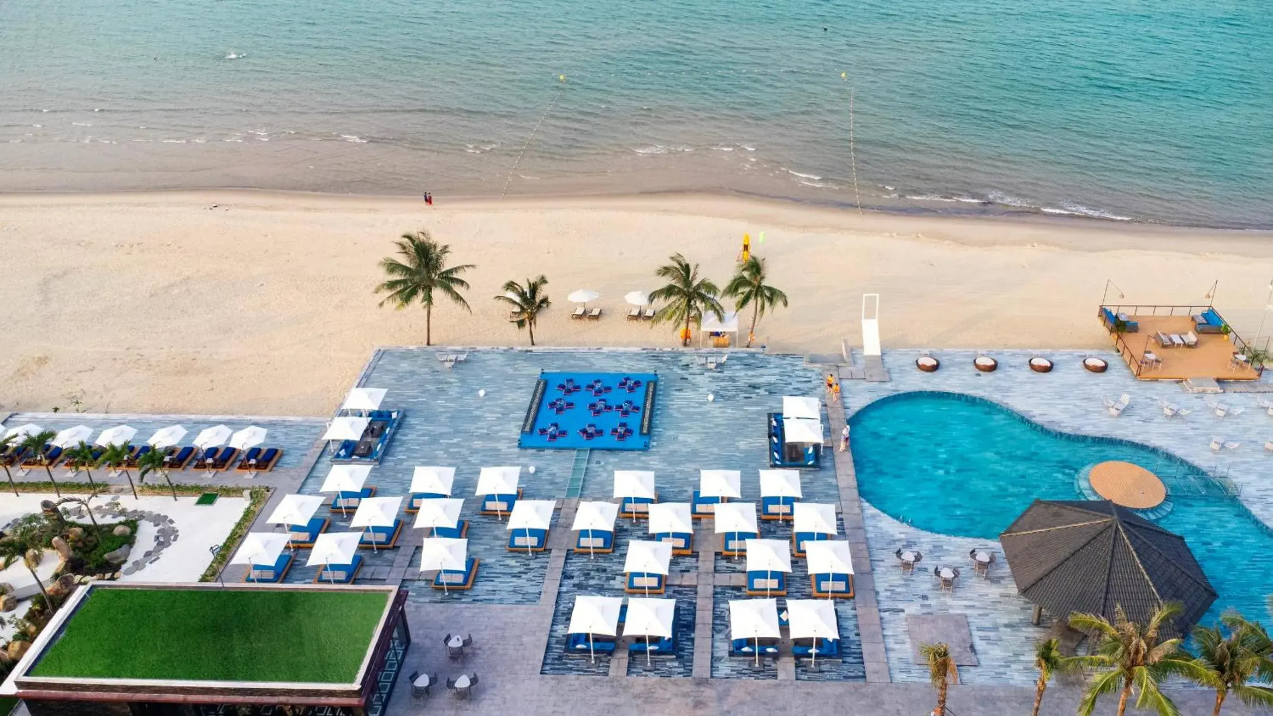 Lounge or bar in Da Nang - Mikazuki Japanese Resorts & Spa Lounge or bar in Da Nang - Mikazuki Japanese Resorts & Spa