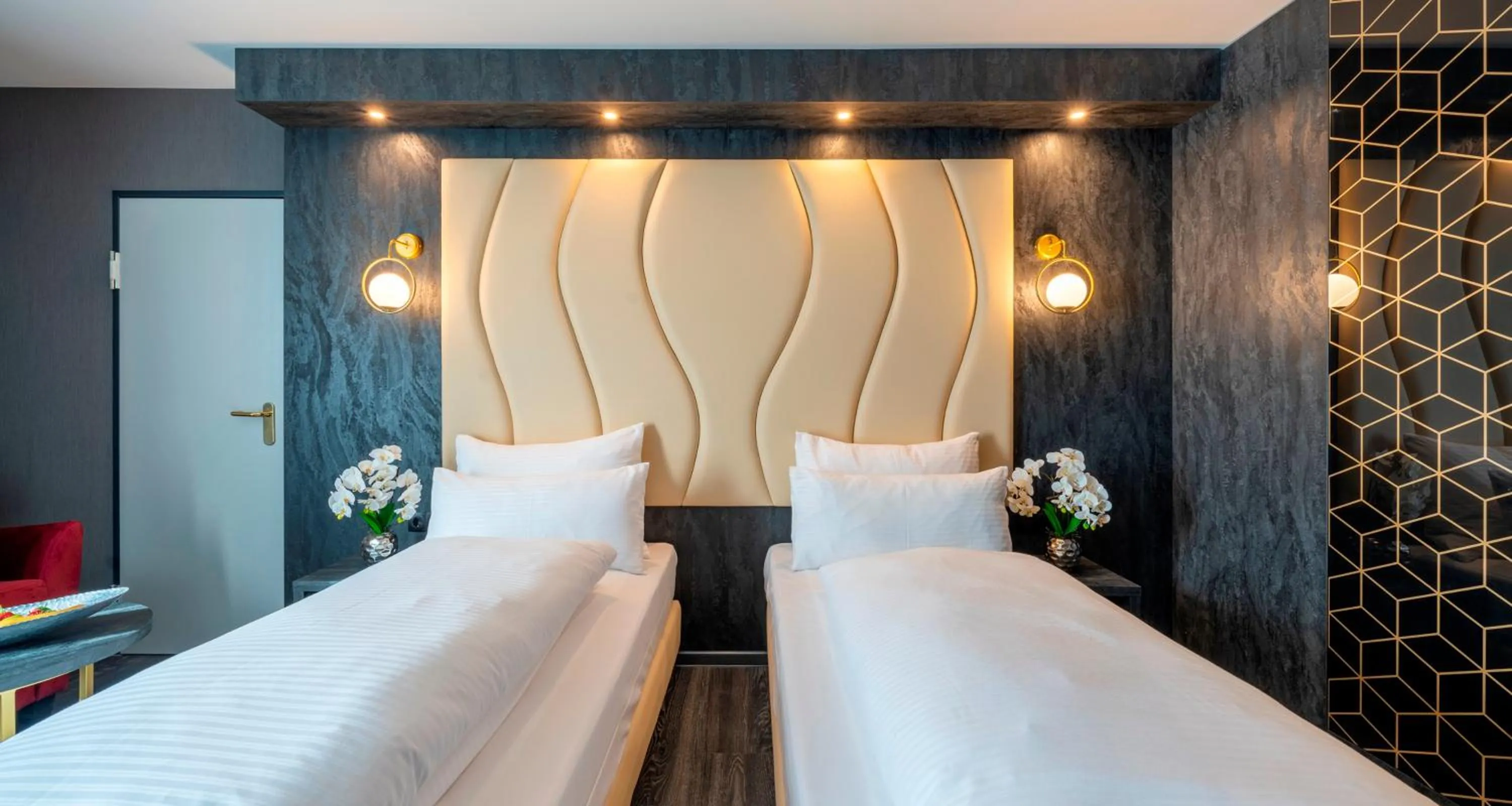 Bedroom, Bed in PLAZA Hotel Bruchsal