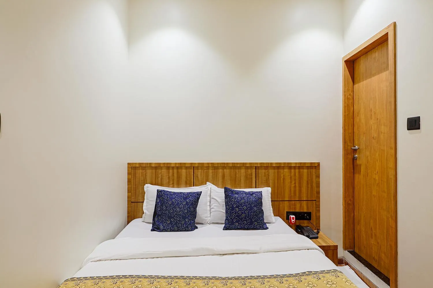 Bedroom, Bed in Hotel Blue Orchid - Marol Andheri