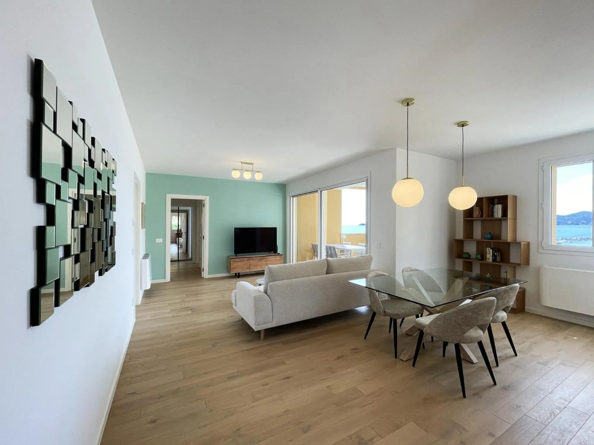 Communal lounge/ TV room in Gli Scogli Luxury Residence Hotel