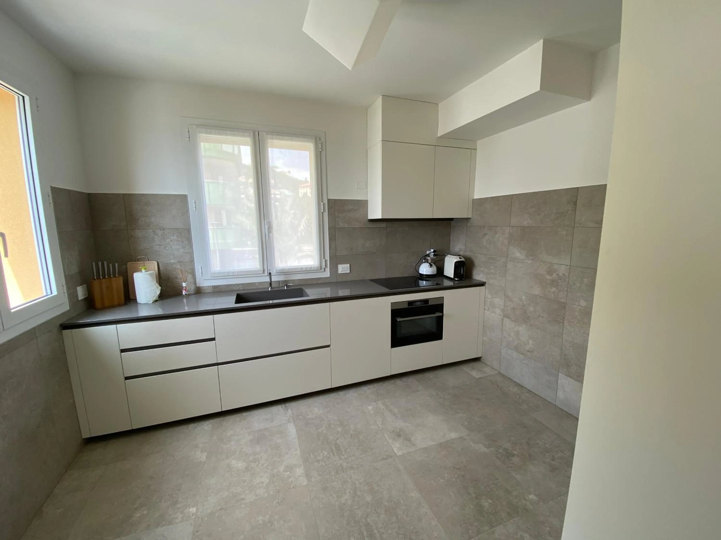 Kitchen or kitchenette in Gli Scogli Luxury Residence Hotel