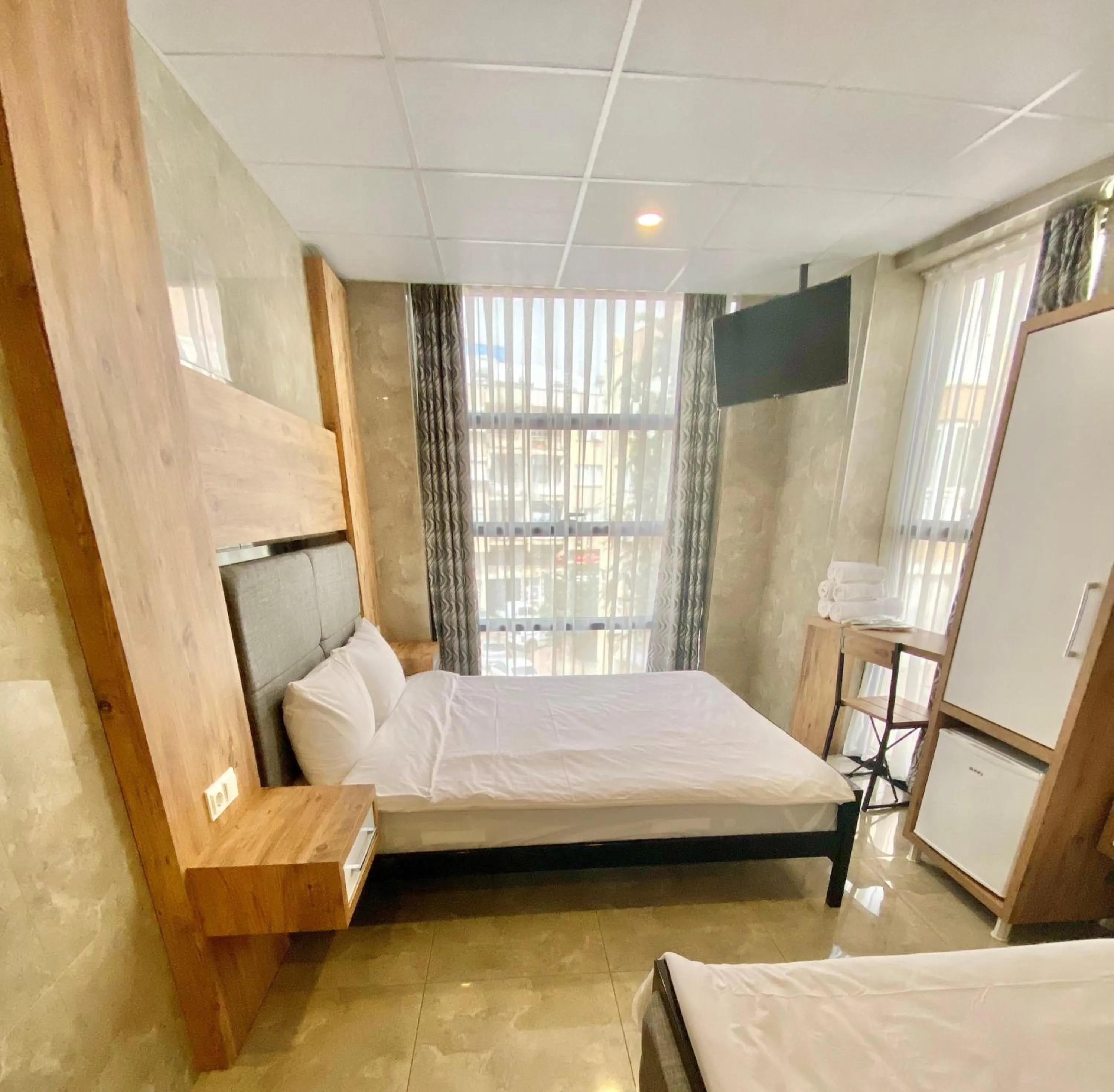 Standard Triple Room in Moda Otel