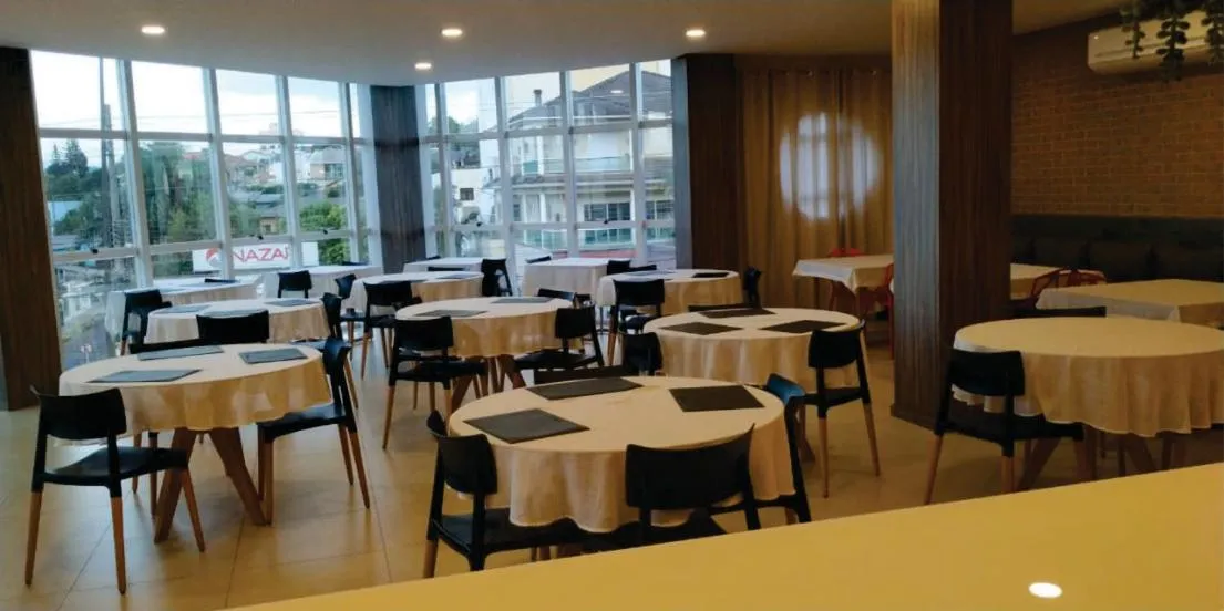Buffet breakfast in Mogano Express Hotel - PET FRIENDLY e ELETROPOSTO