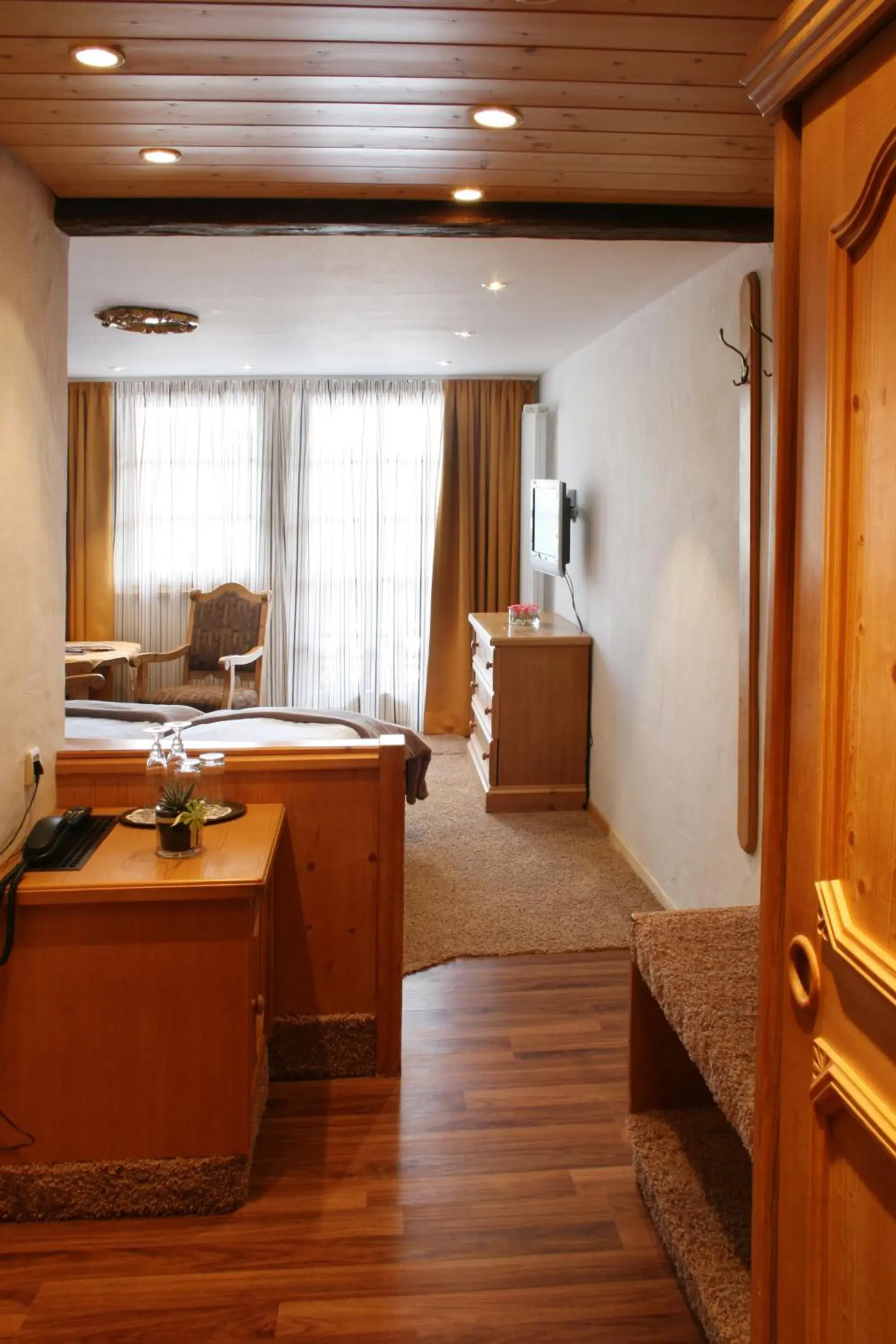 Doppelzimmer Teilweise mit Balkon in Hotel Adler Bärental Doppelzimmer Teilweise mit Balkon in Hotel Adler Bärental
