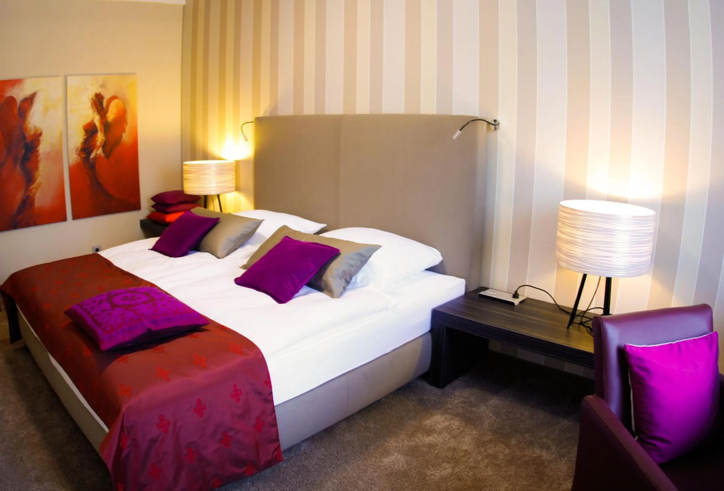 Photo of the whole room, Bed in City Hotel Bosse