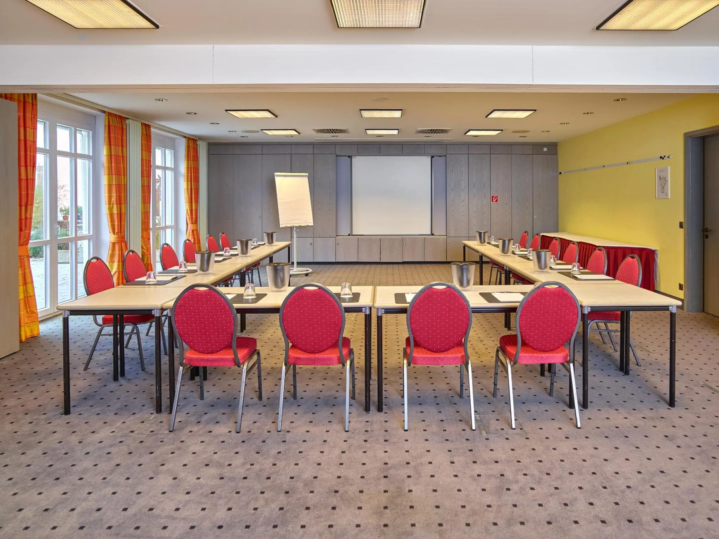 Meeting/conference room in Hotel Maximilian - Wellness und Golfhotel