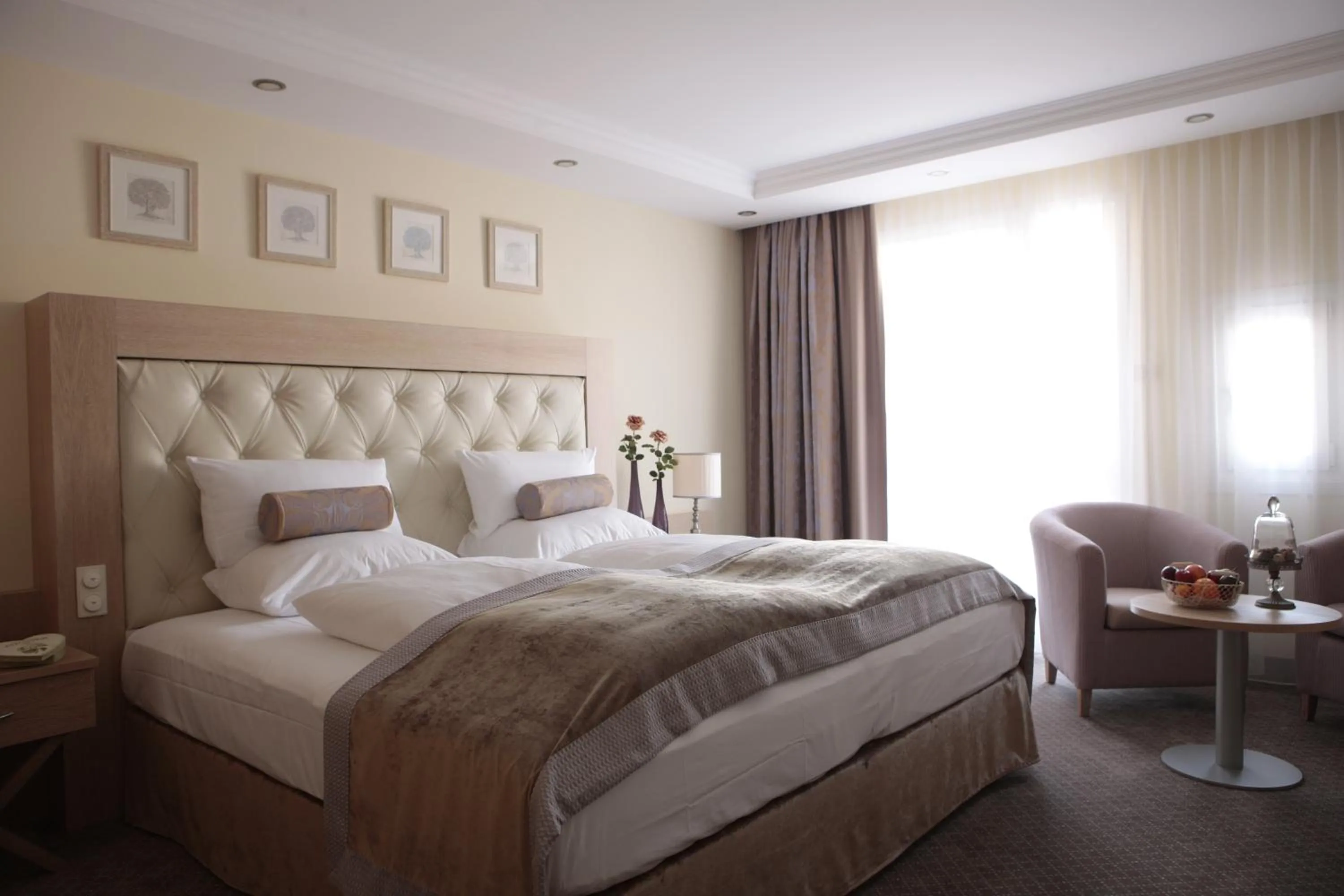 Day, Bed in Hotel Maximilian