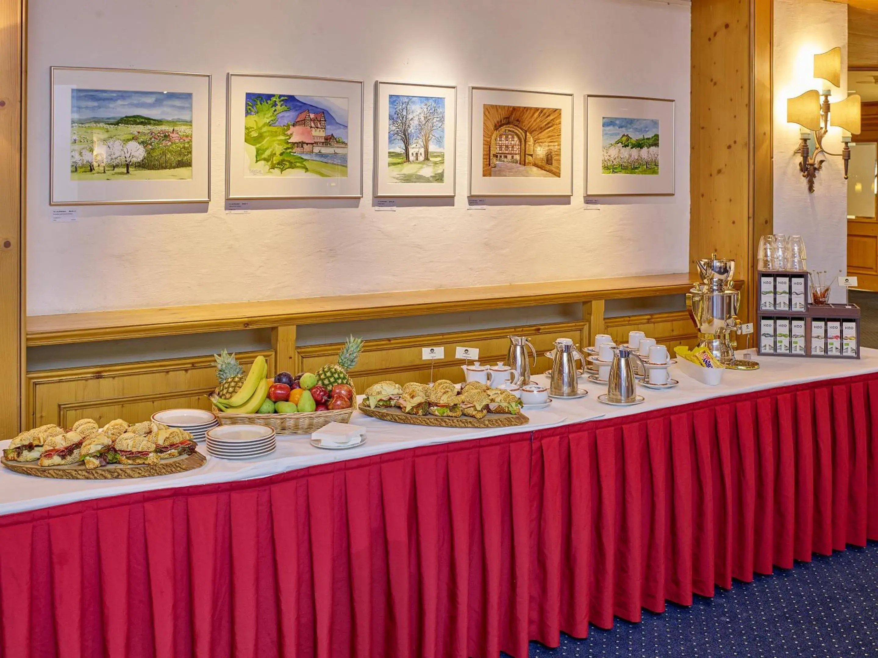 Business facilities, Restaurant/Places to Eat in Hotel Maximilian - Wellness und Golfhotel