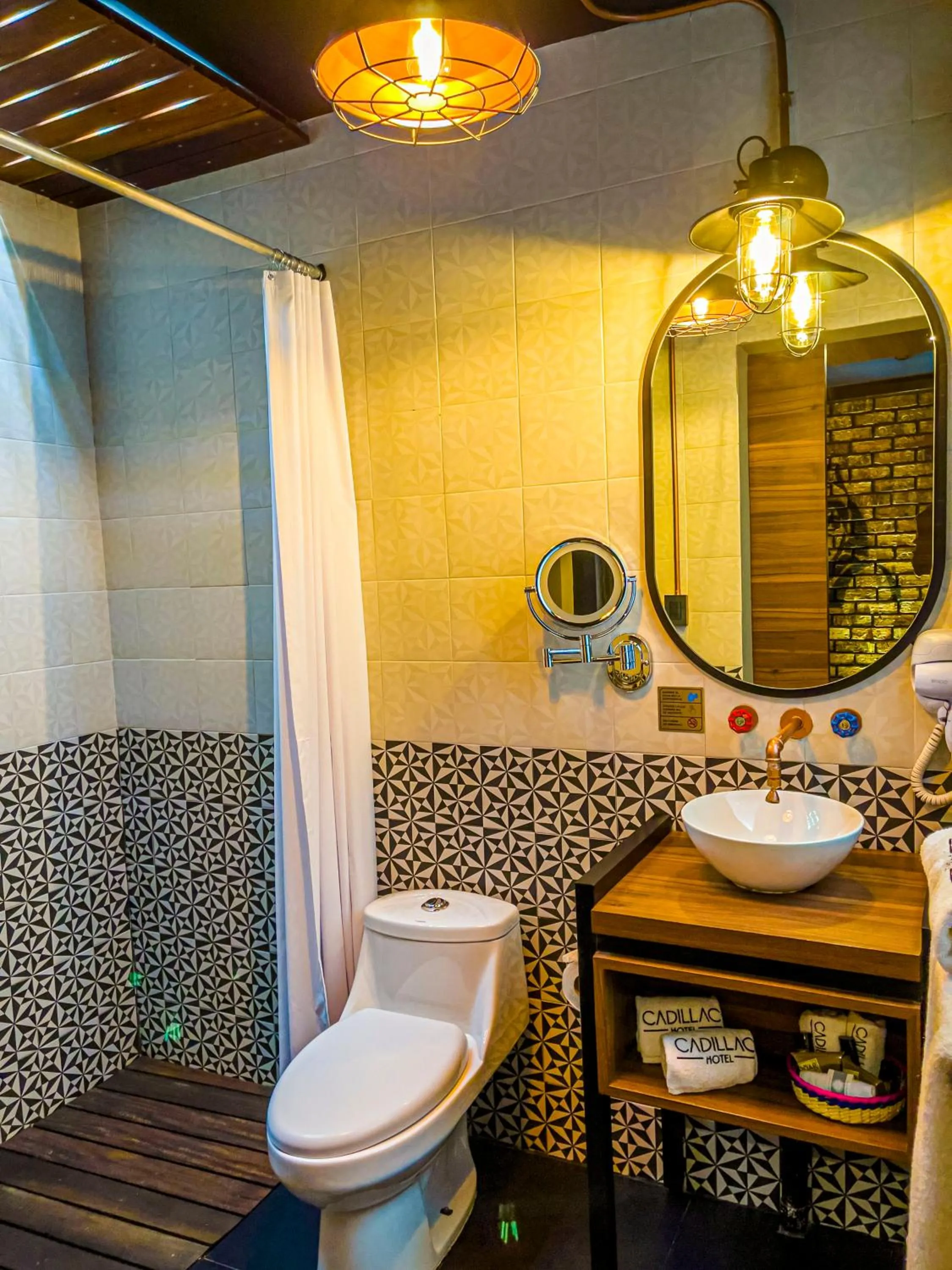 Bathroom in Cadillac Hotel Boutique