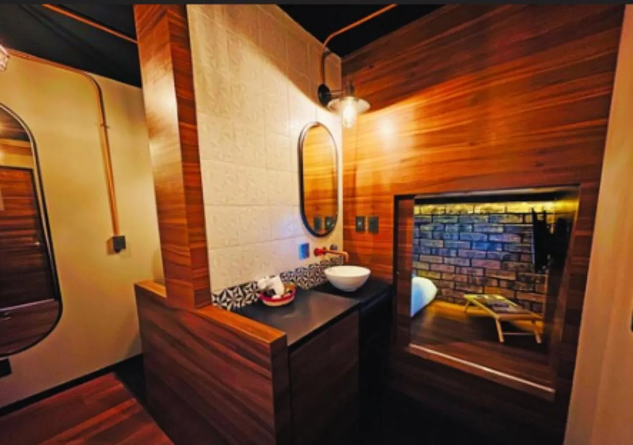 Bathroom in Cadillac Hotel Boutique