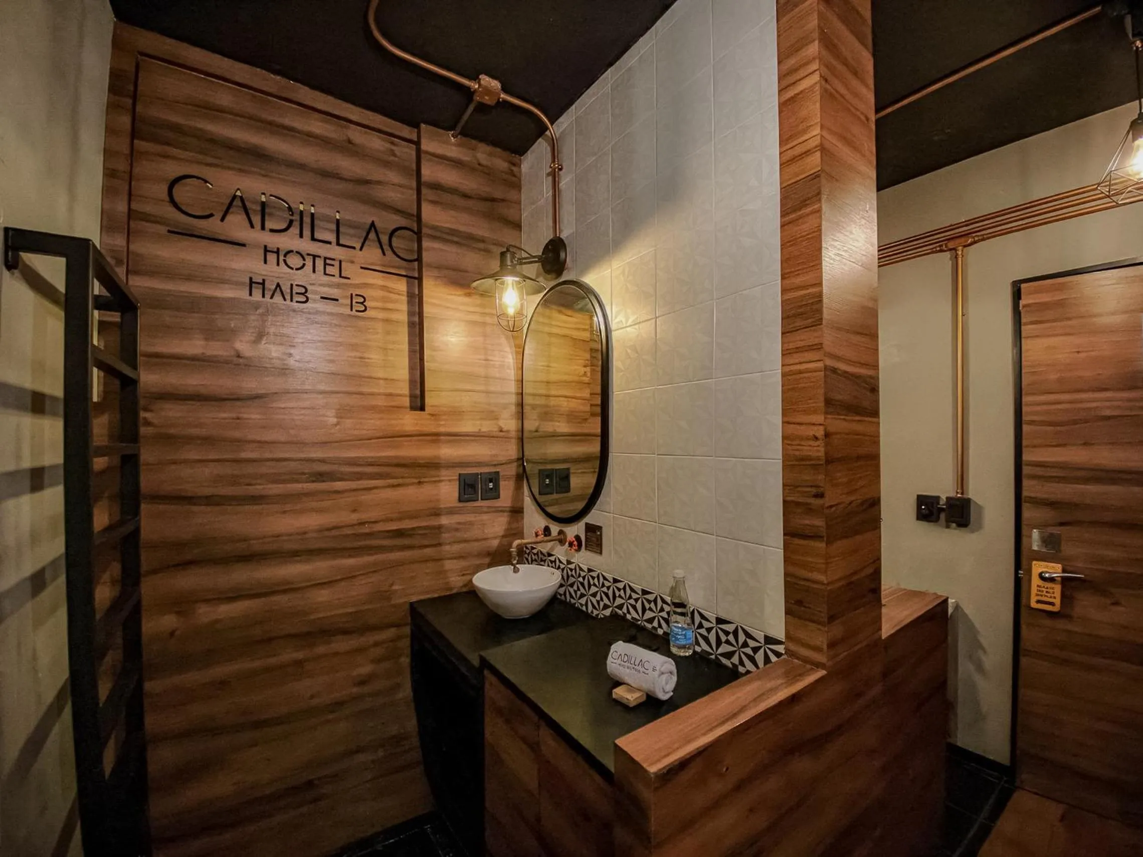 Cadillac Hotel Boutique