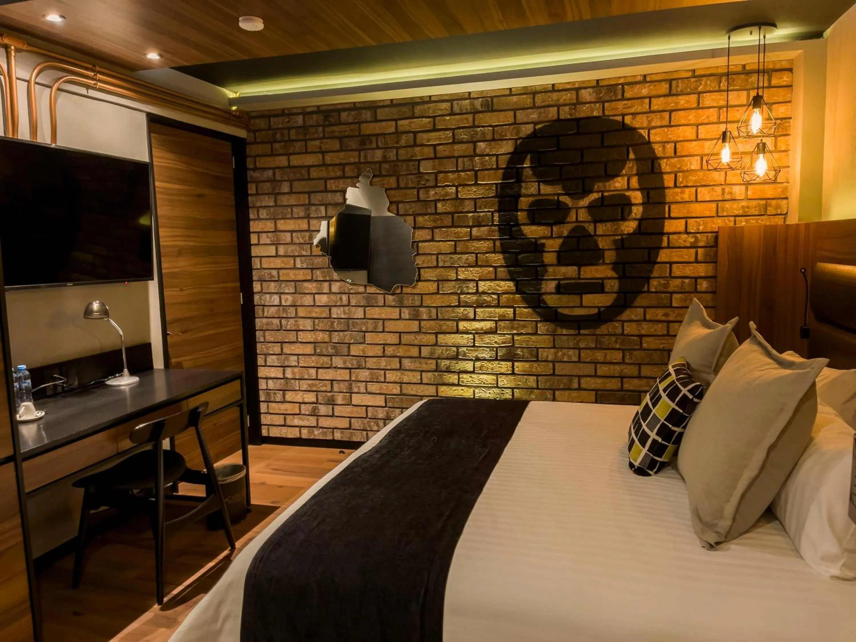 Bedroom, Bed in Cadillac Hotel Boutique