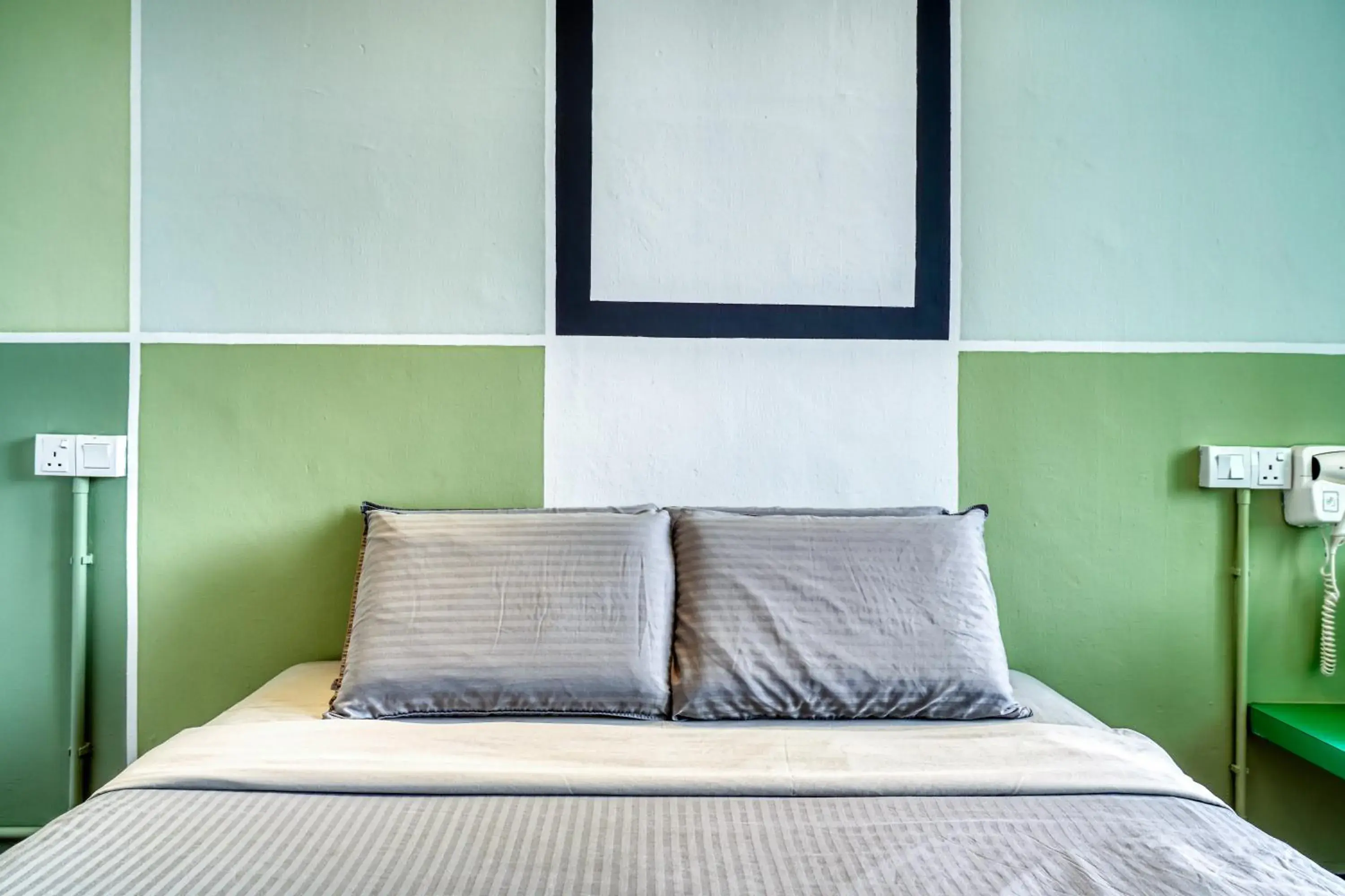 Bed in Parkland Express Bed in Parkland Express