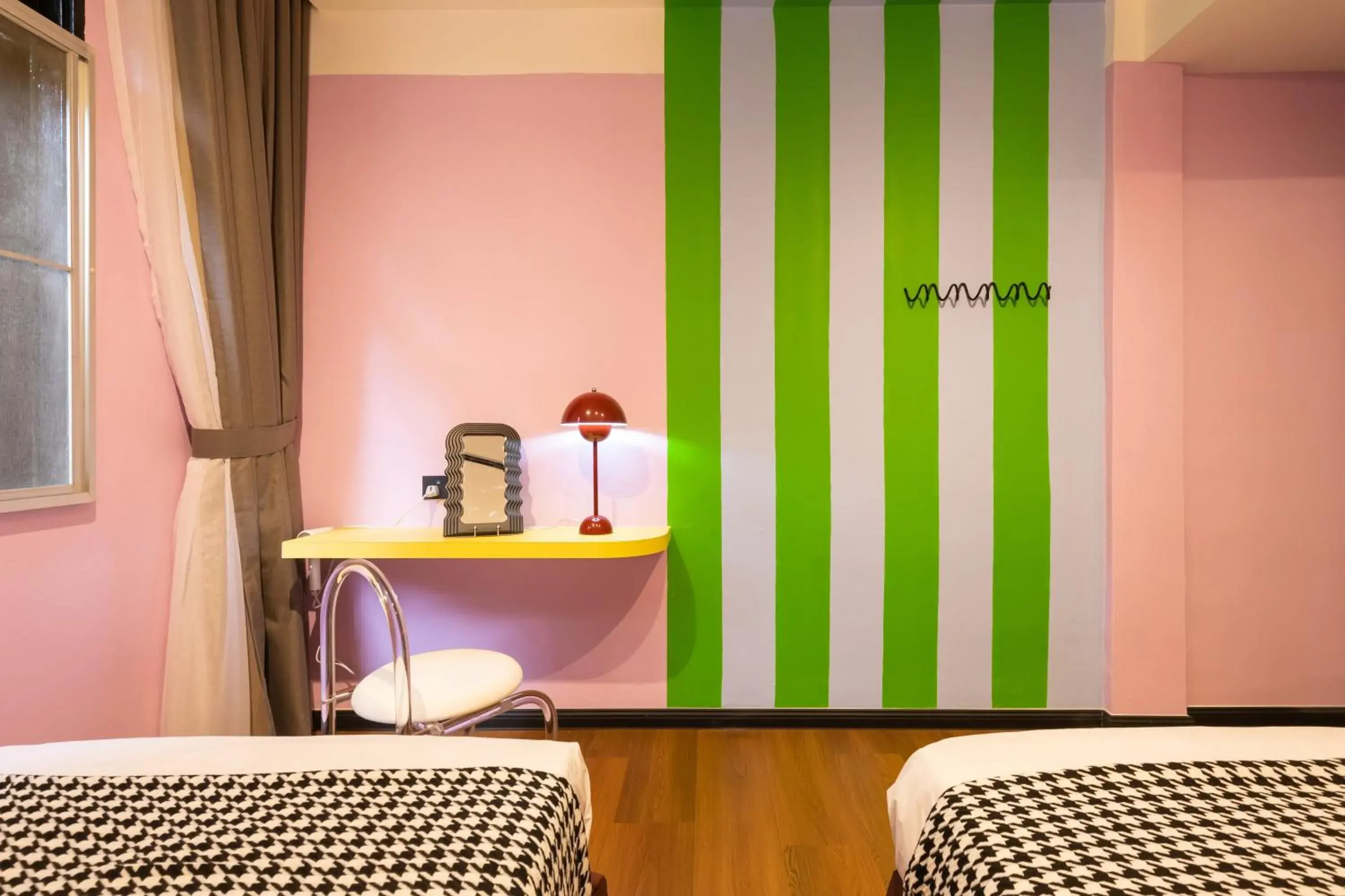 Bed in Parkland Suites Bed in Parkland Suites