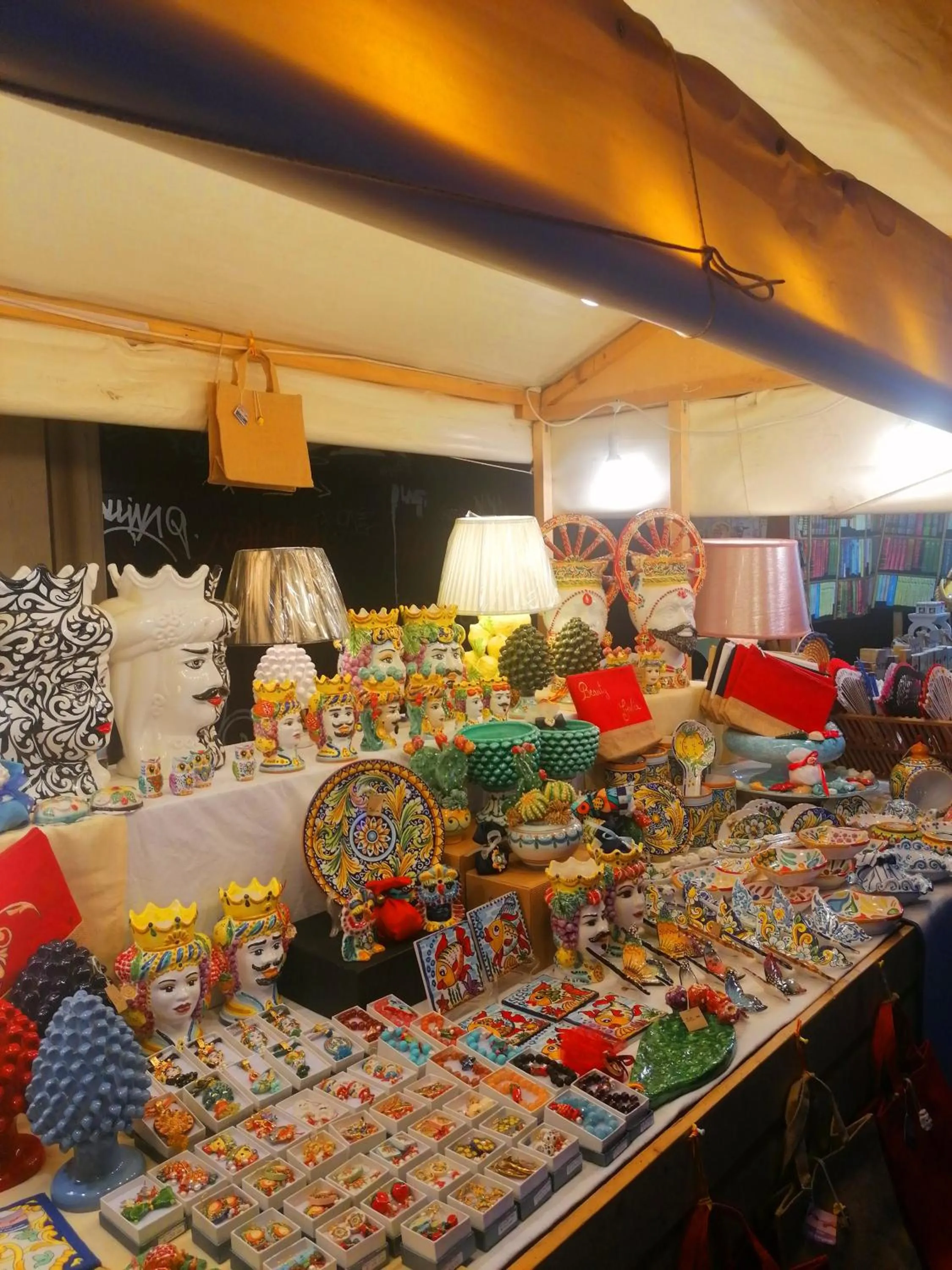 Shopping Area in Diletta Oasi