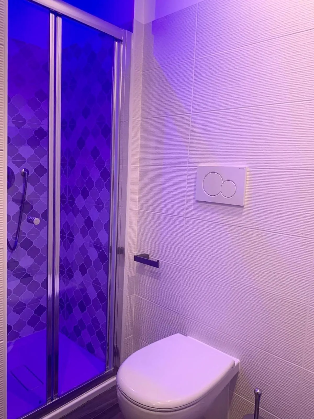 Bathroom in 4 Vatican Rooms