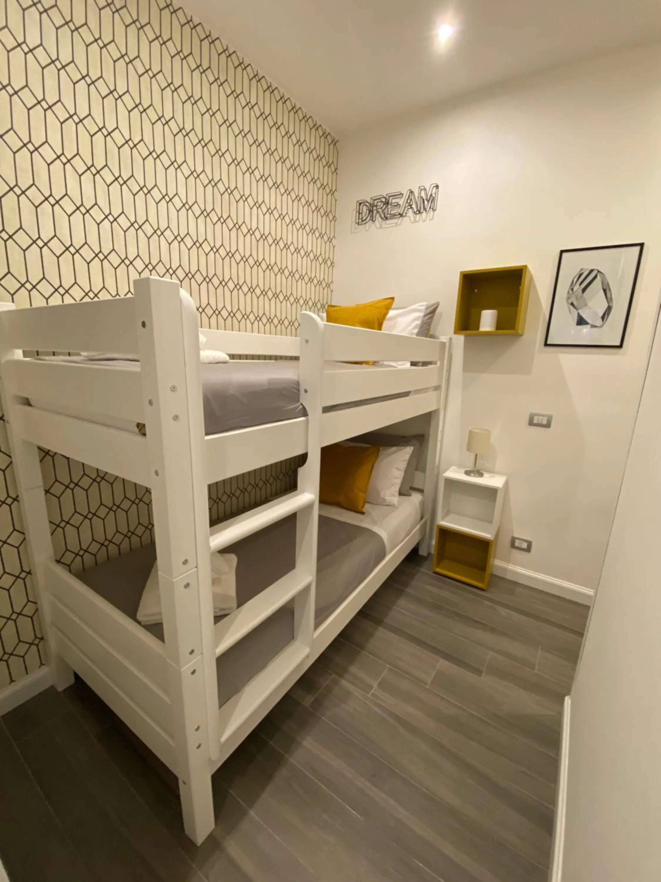 Bed in 4 Vatican Rooms