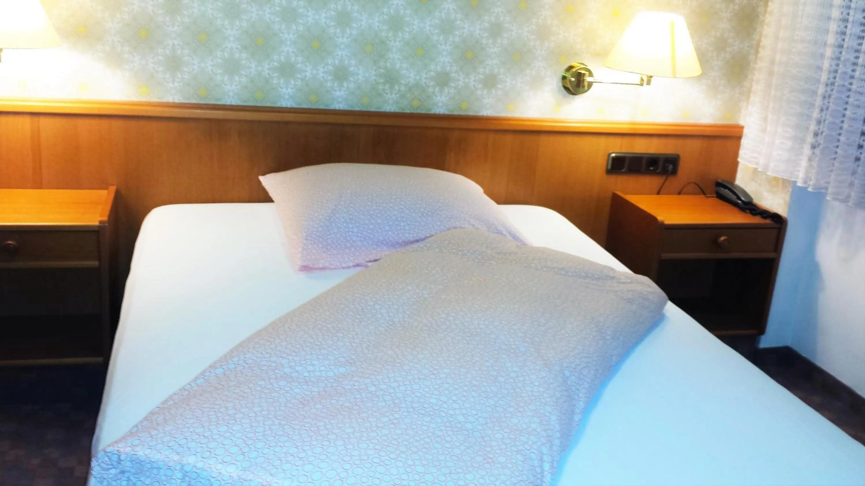 Photo of the whole room, Bed in Siegerland-Hotel