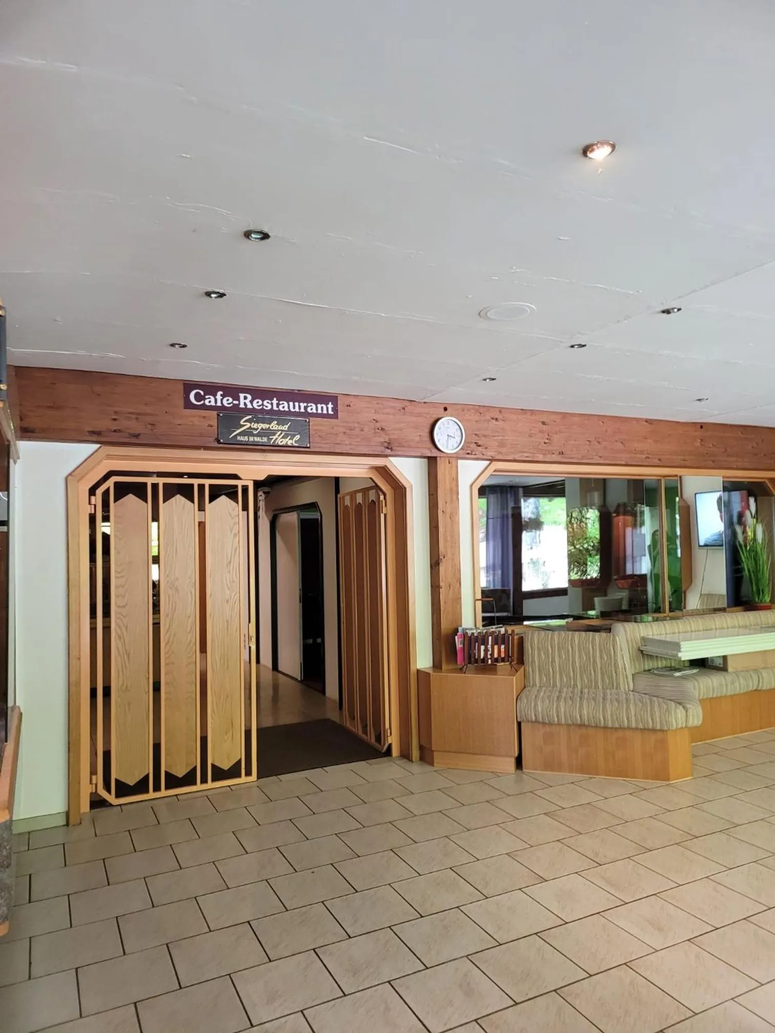 Lobby or reception in Siegerland-Hotel